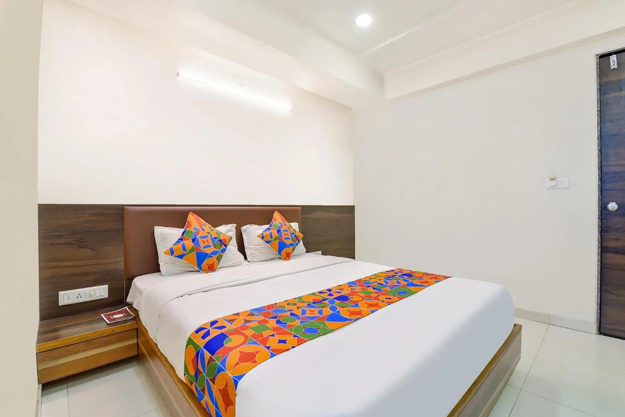 Bed in FabHotel Crystal - Nr Odau Ring Road Bed in FabHotel Crystal - Nr Odau Ring Road