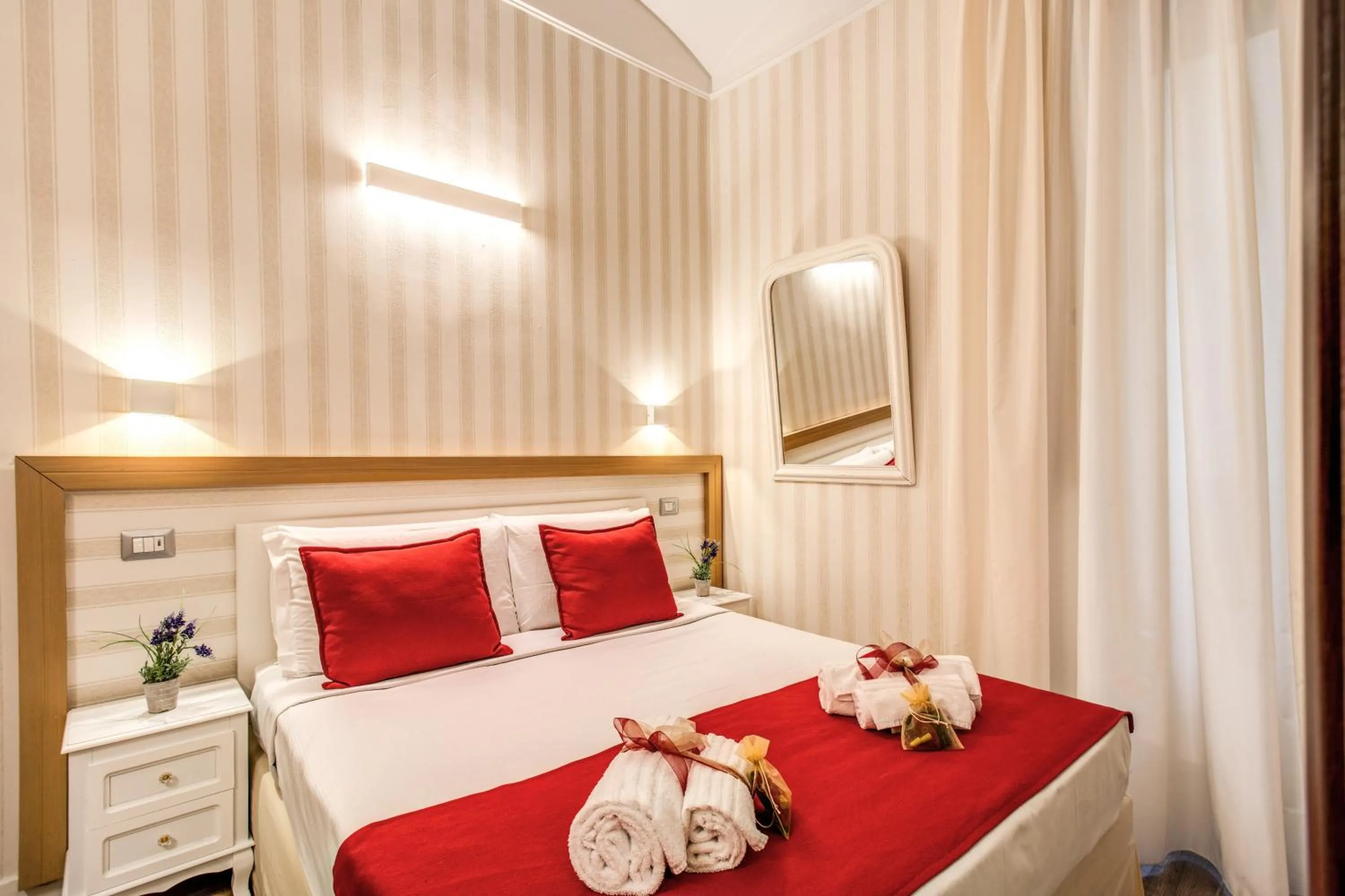 Other, Bed in Auditorium Mecenate