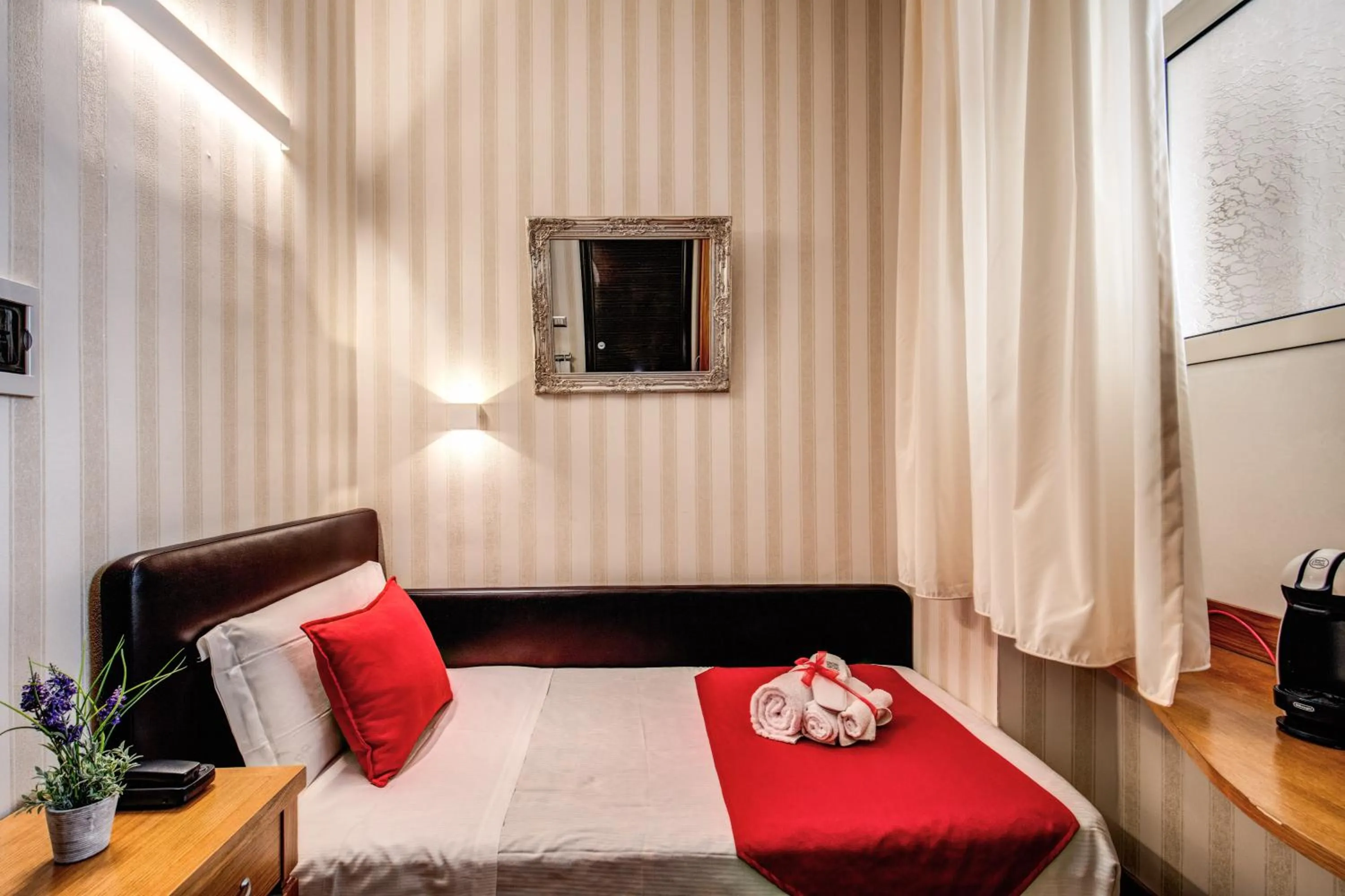 Bedroom, Bed in Auditorium Mecenate