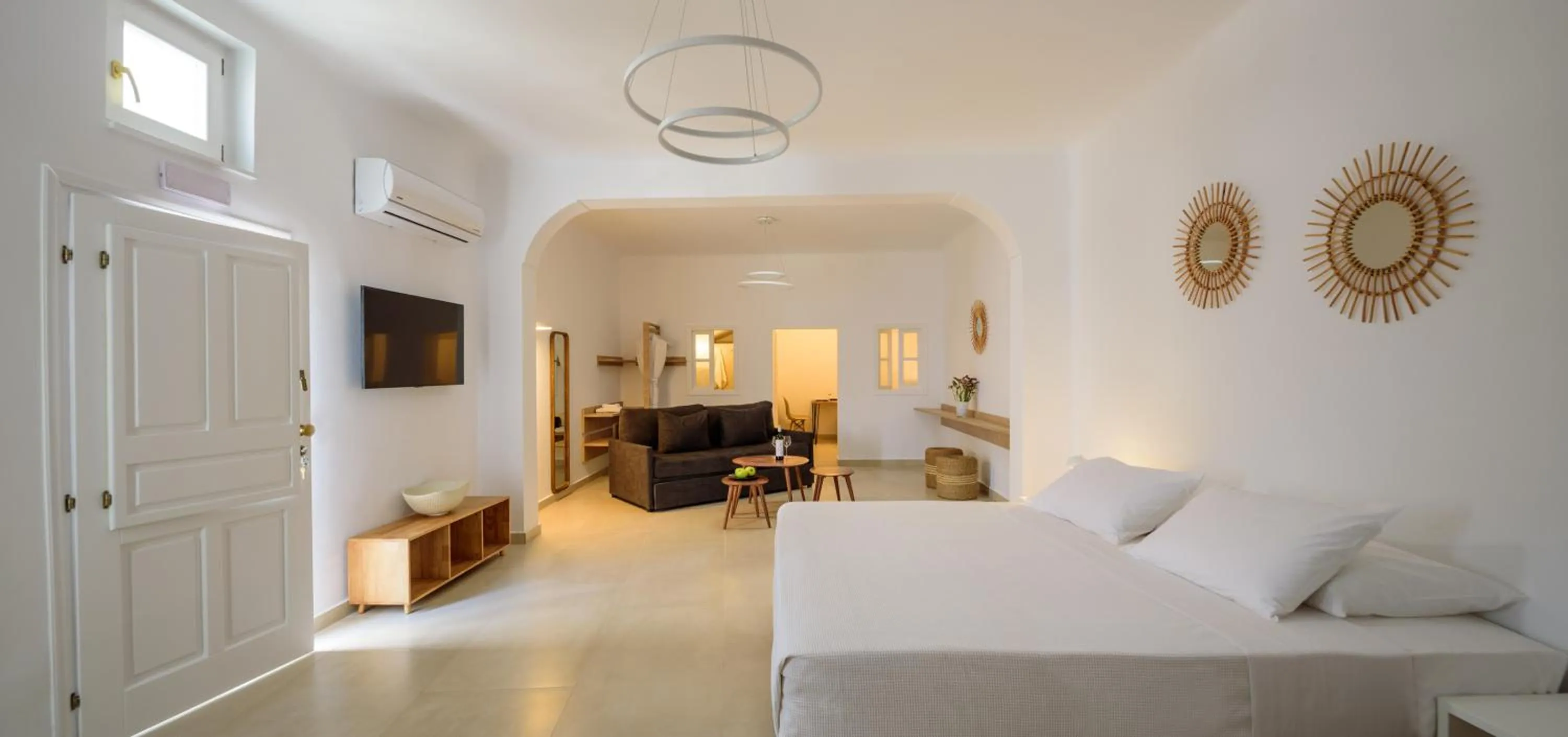 Bed in Anemos Family Suites