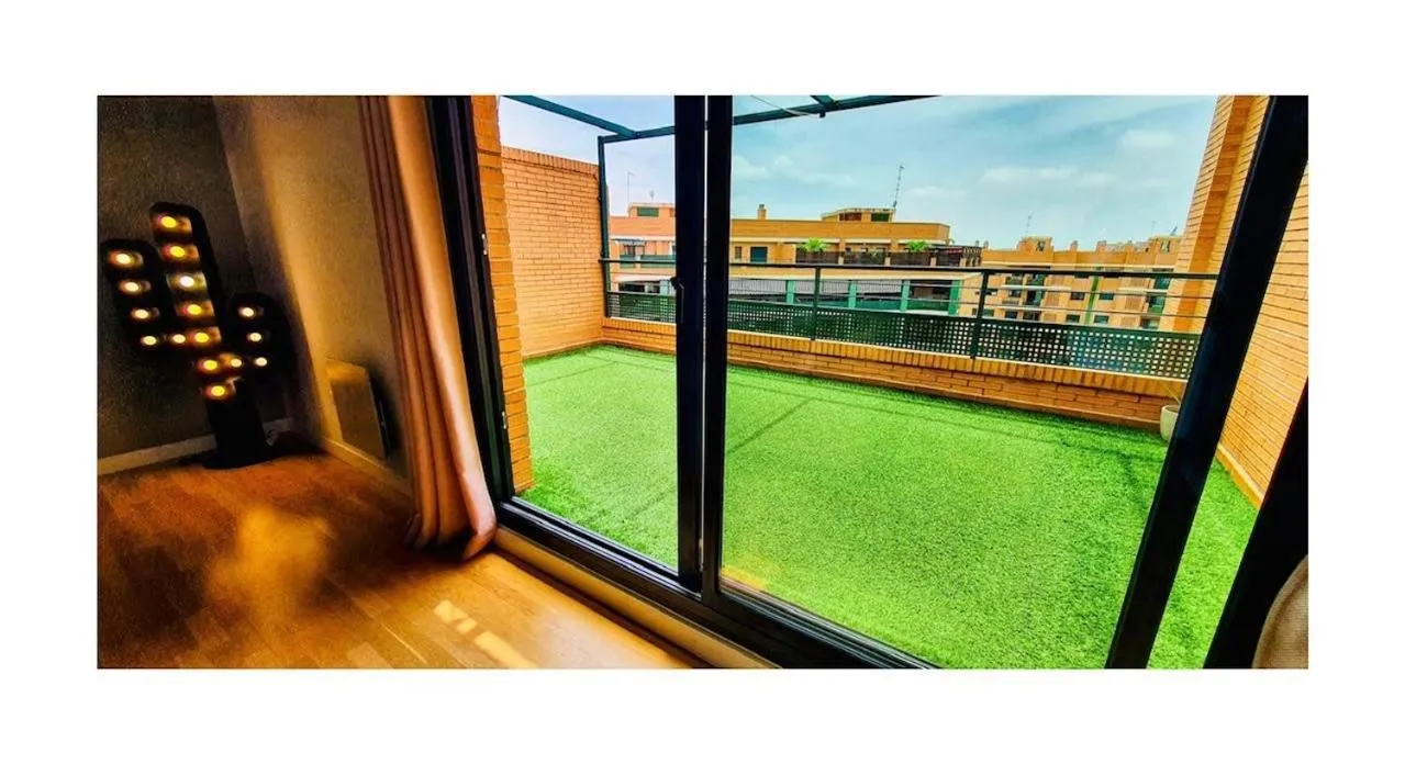 Balcony/Terrace in Lovely penthouse condo with pool