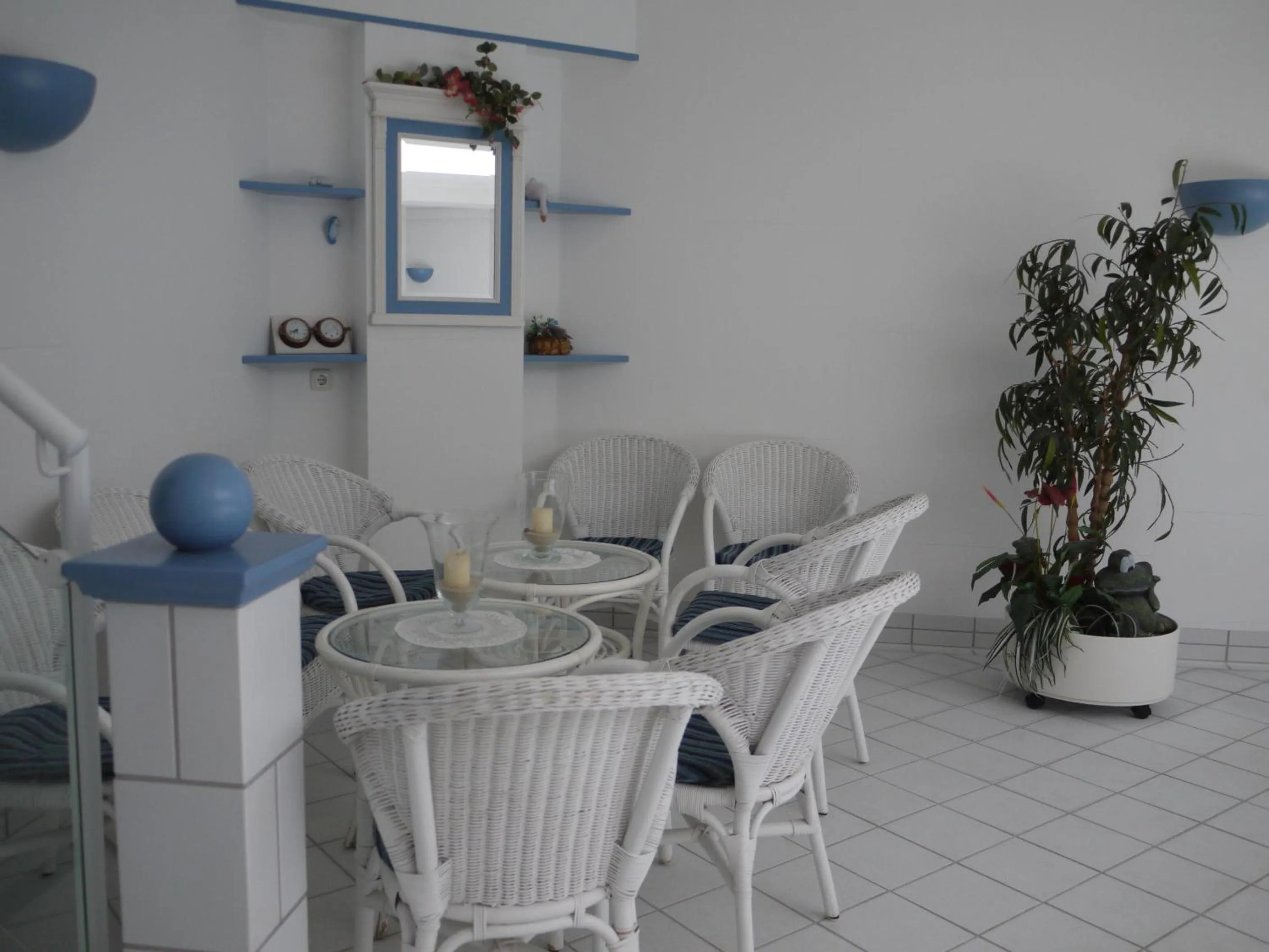 Swimming pool in Hotel Ebner