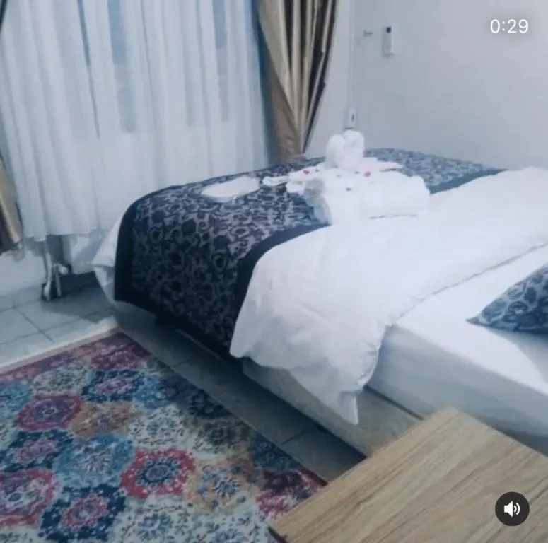 Bed in Yağız İndigo Blue