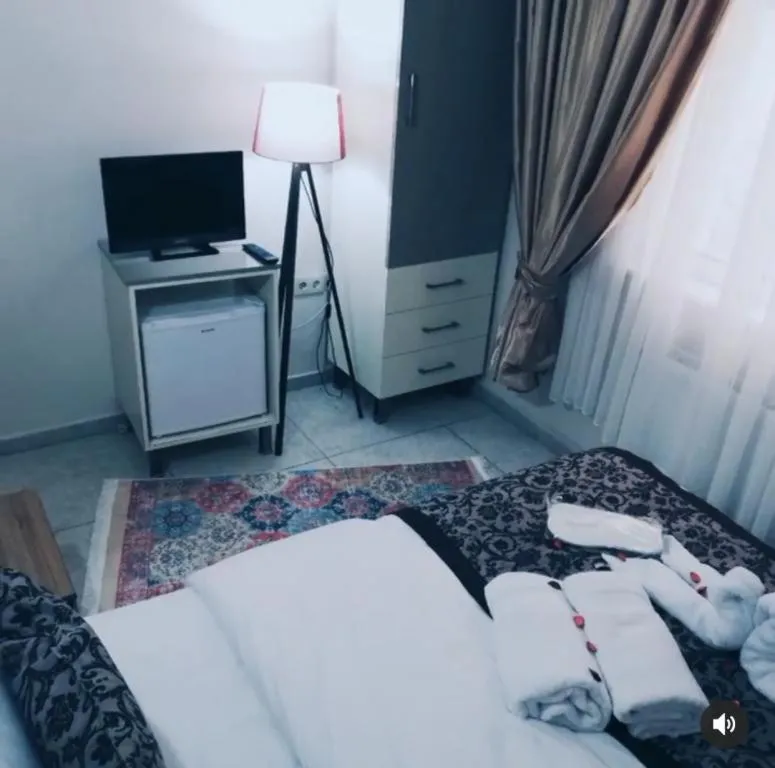 Bed in Yağız İndigo Blue