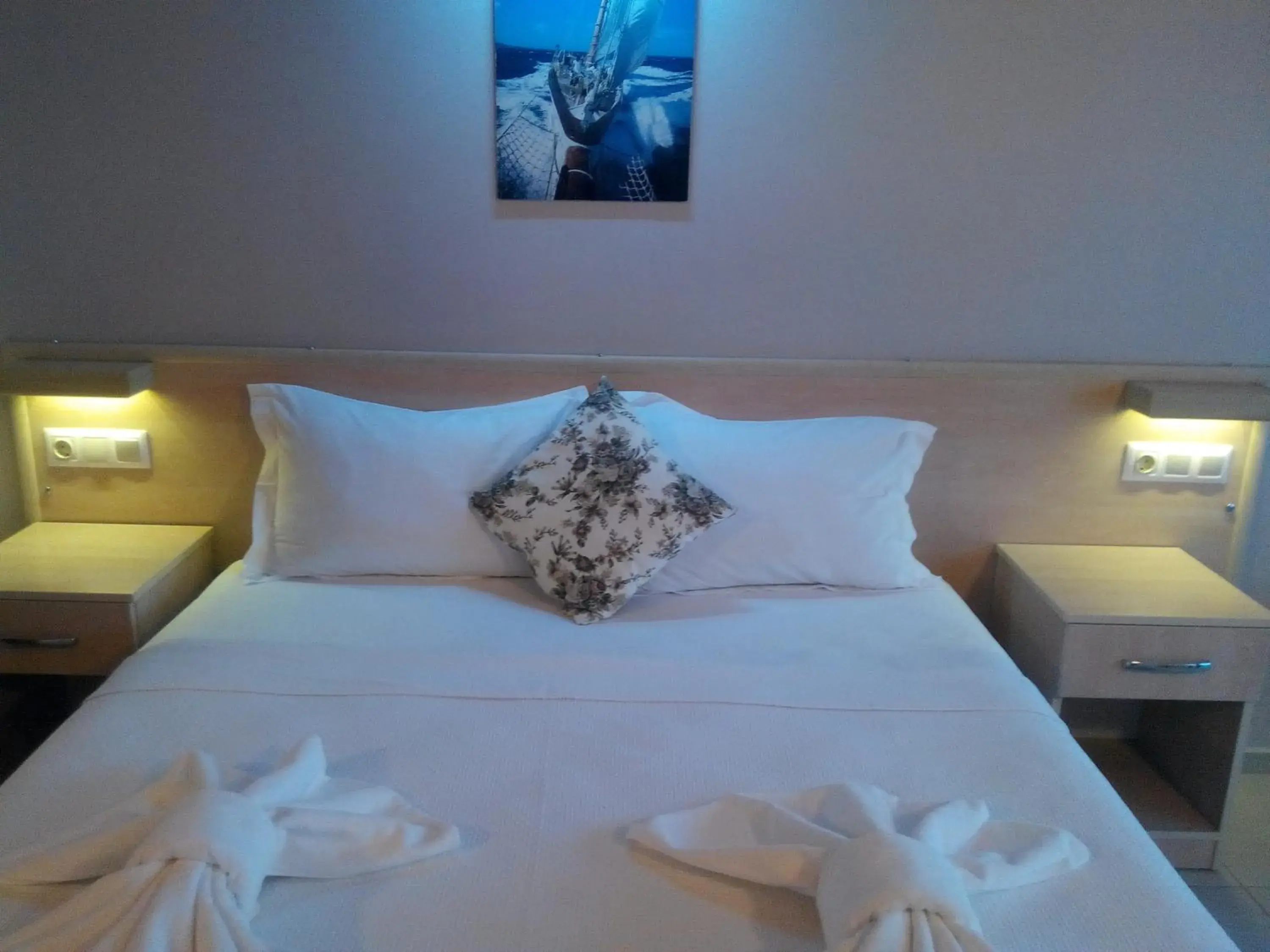 Deluxe Triple Room in Hotel Mola Deluxe Triple Room in Hotel Mola