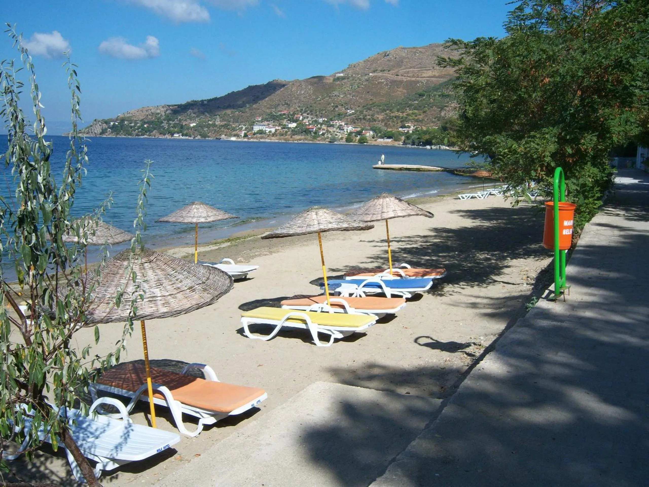 Beach in Mola Hotel