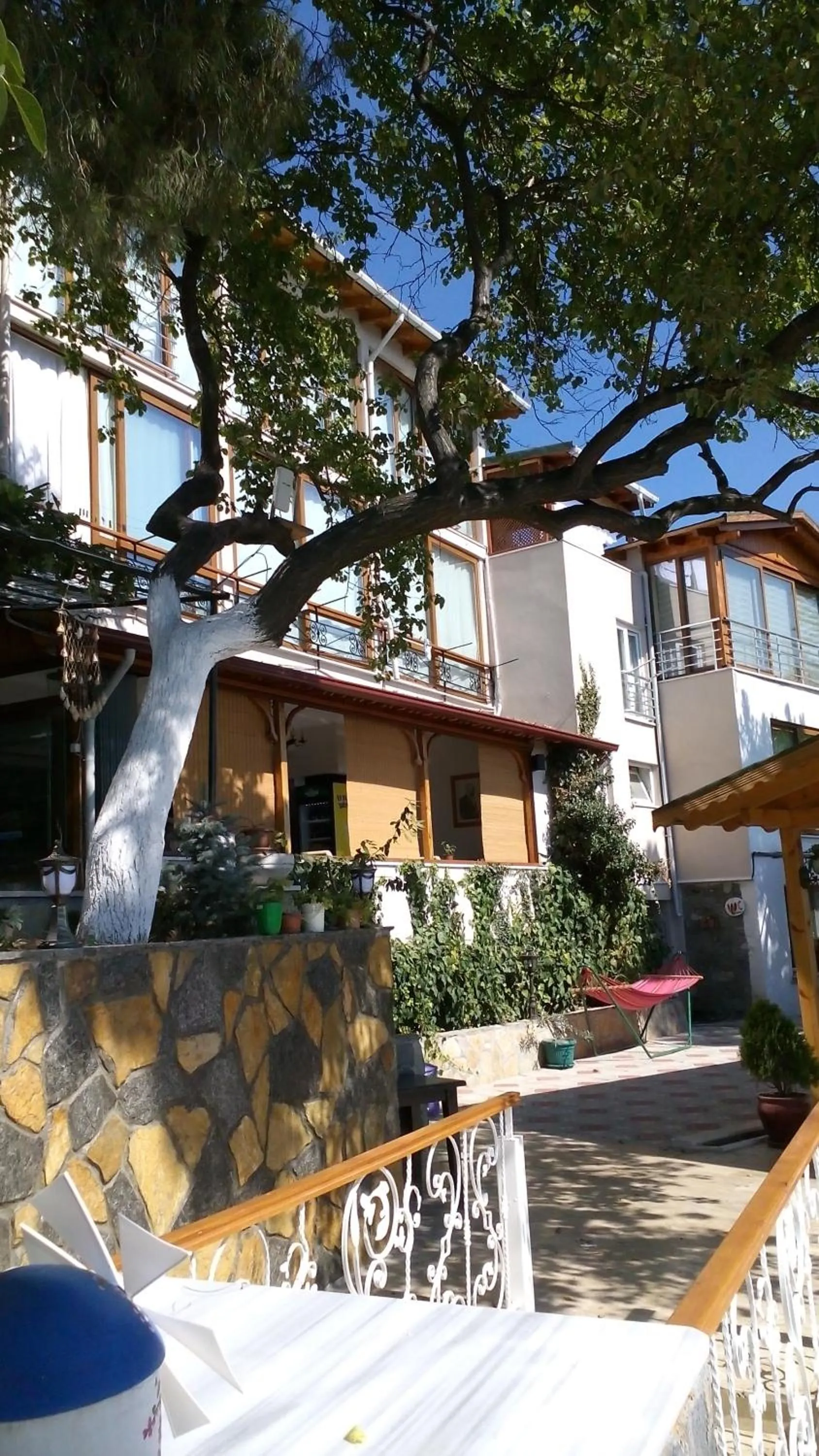 Balcony/Terrace in Mola Hotel