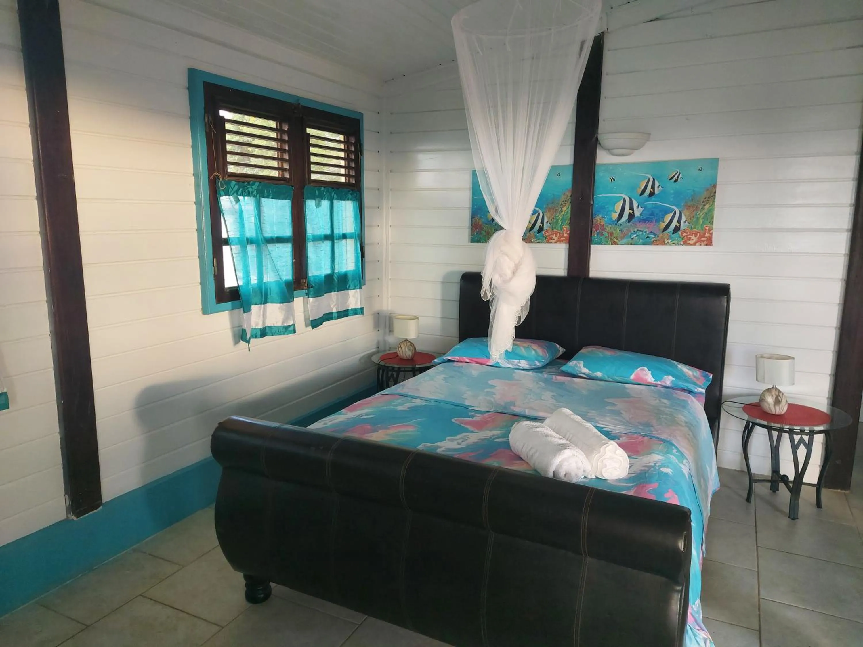 Bed in Amazing Beach View Apartments