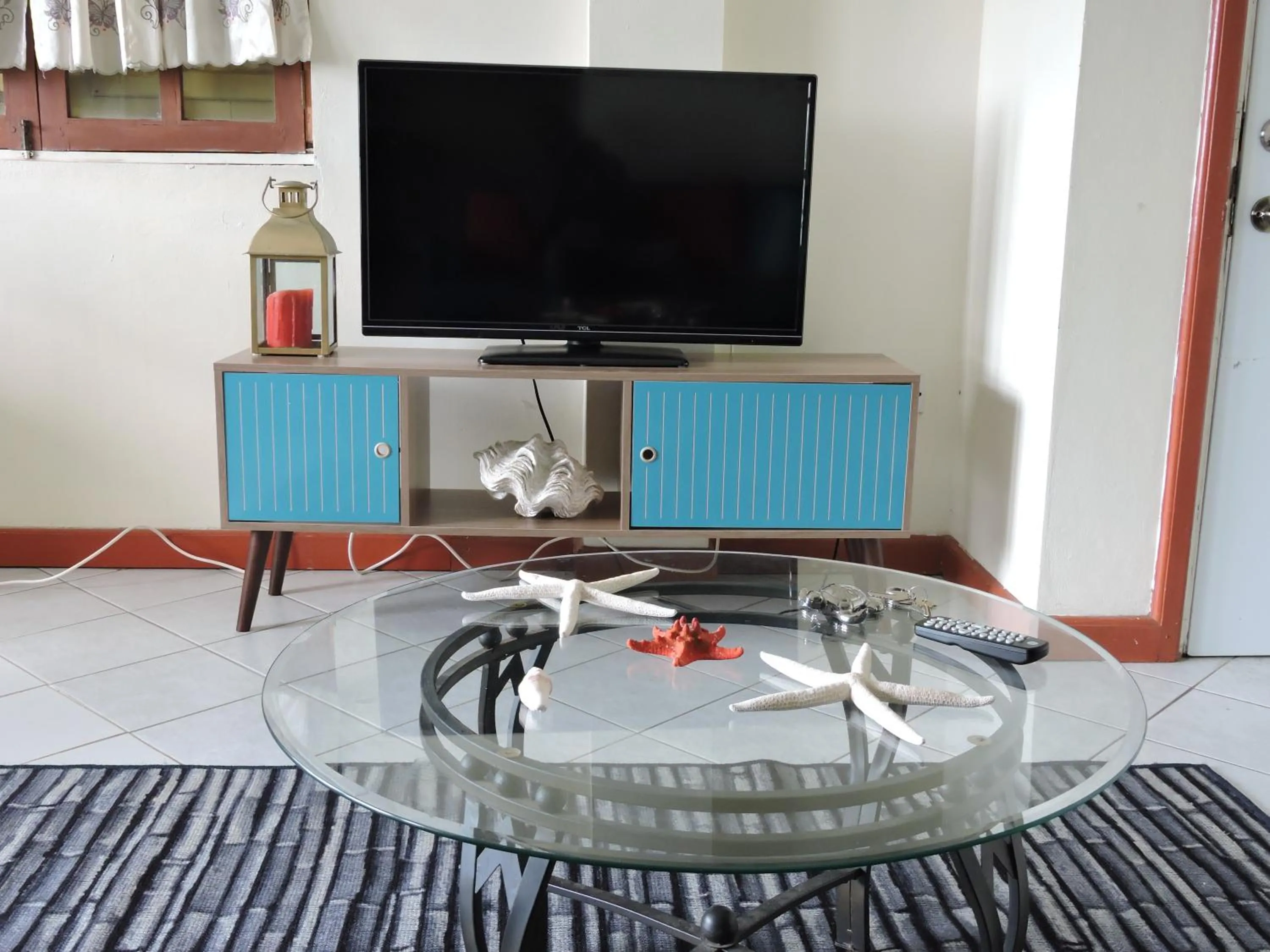 TV and multimedia in Amazing Beach View Apartments