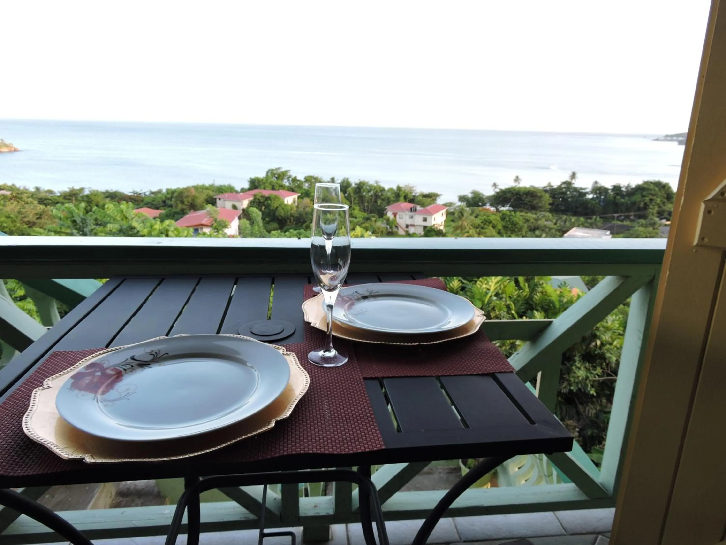 Neighbourhood in Amazing Beach View Apartments