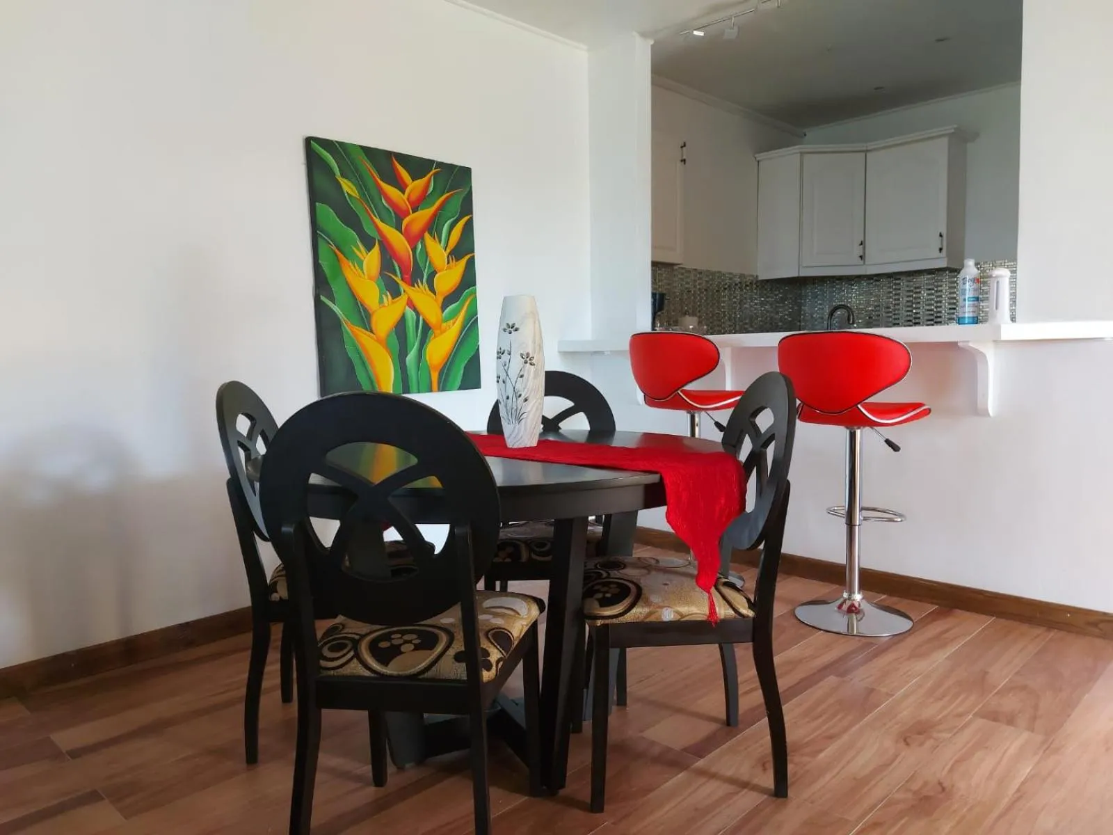 Kitchen or kitchenette in Amazing Beach View Apartments