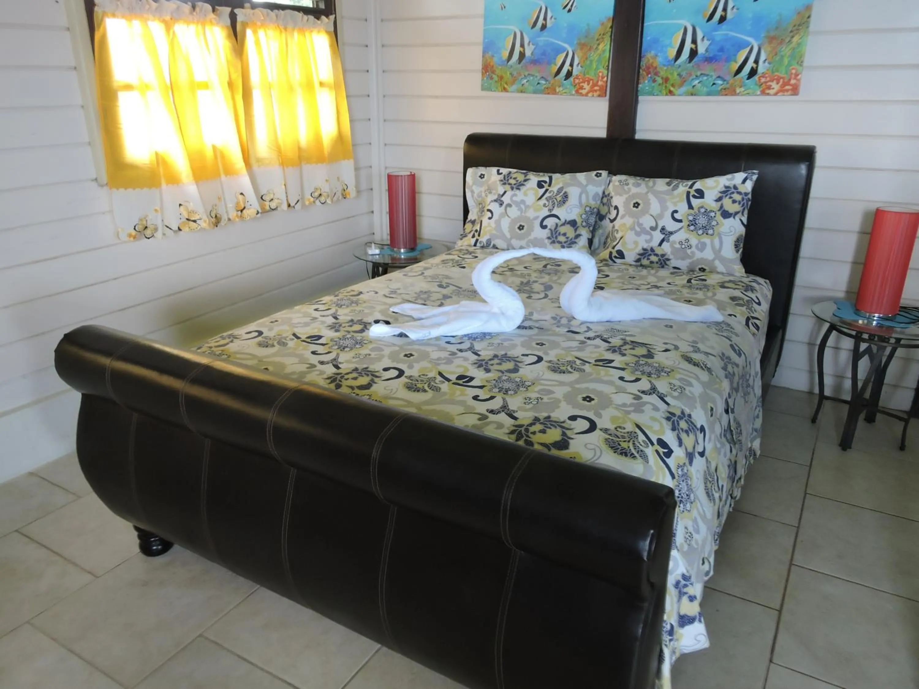 Bed in Amazing Beach View Apartments