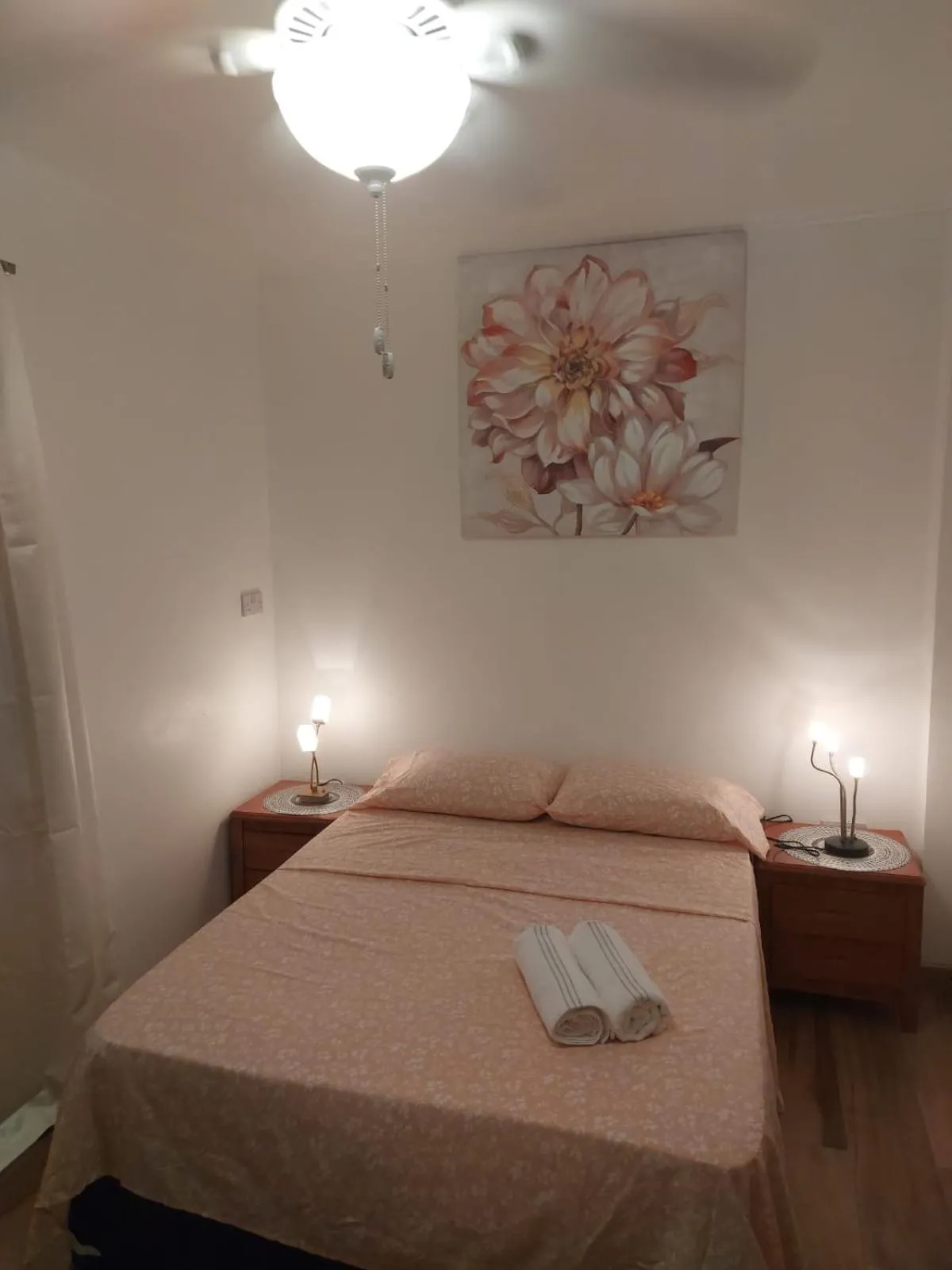 Bed in Amazing Beach View Apartments