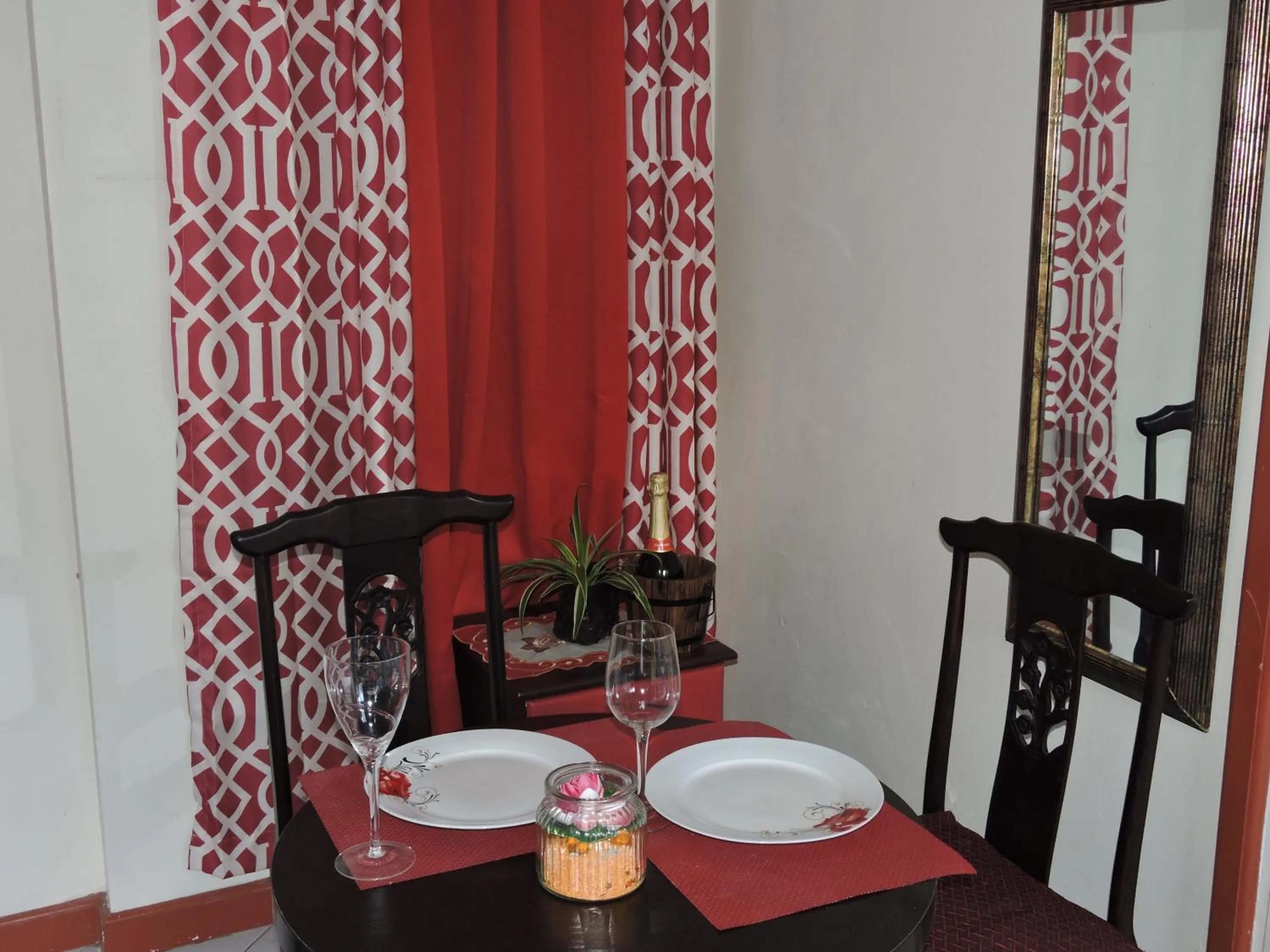 Dining area in Amazing Beach View Apartments