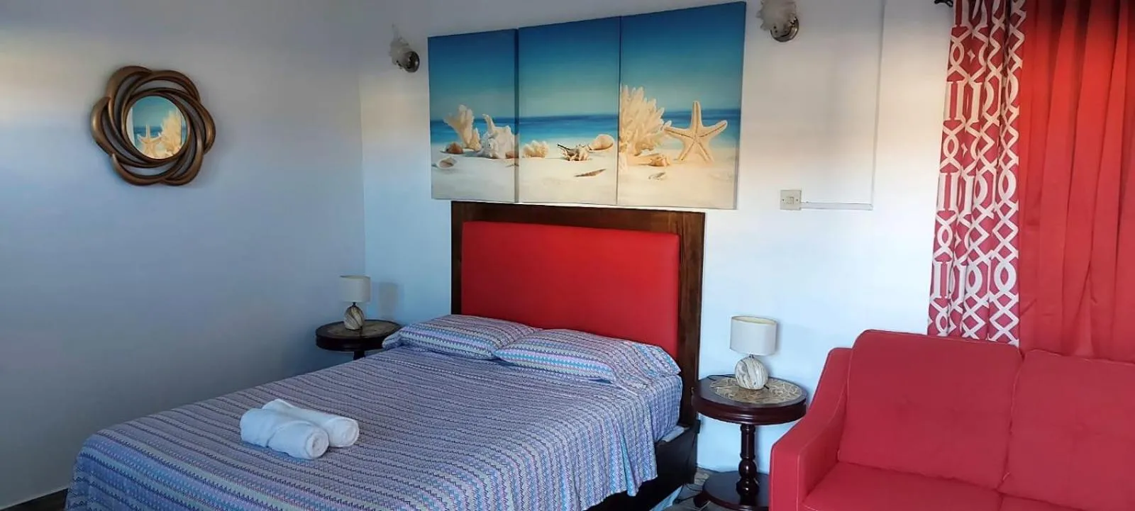 Bed in Amazing Beach View Apartments