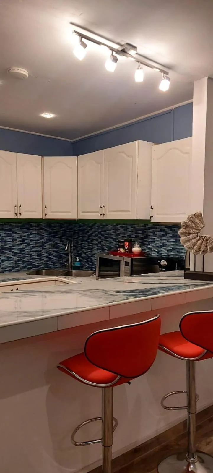 Kitchen or kitchenette in Amazing Beach View Apartments