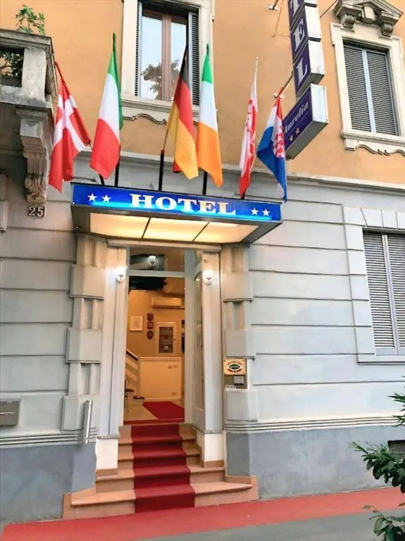 Facade/entrance in Hotel Aurelia Milano Centrale