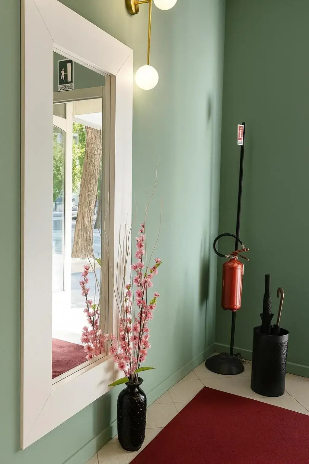 Property building in Hotel Aurelia Milano Centrale Property building in Hotel Aurelia Milano Centrale