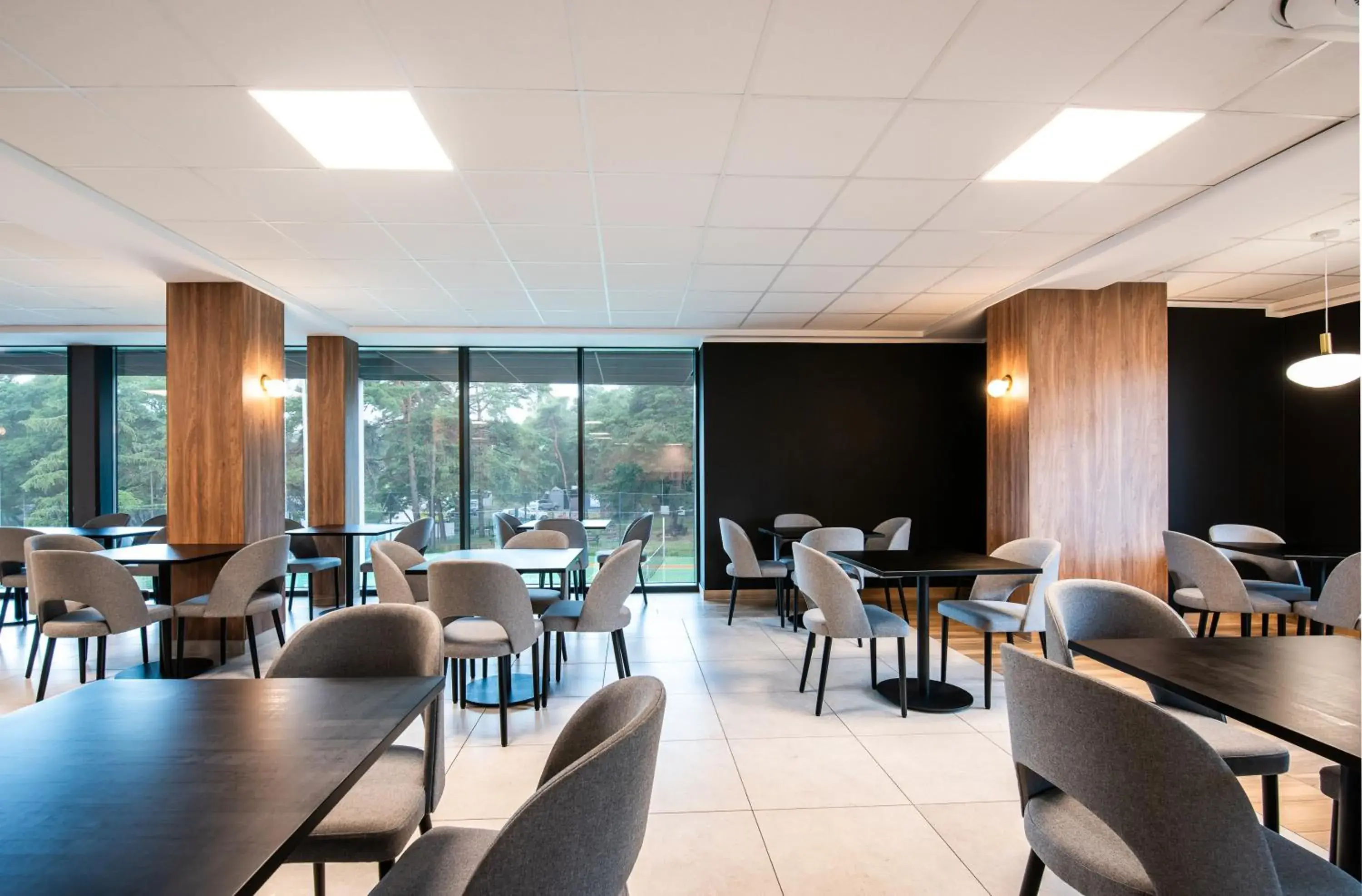 Restaurant/places to eat in Interferie Dąbki SU Argentyt Restaurant/places to eat in Interferie Dąbki SU Argentyt