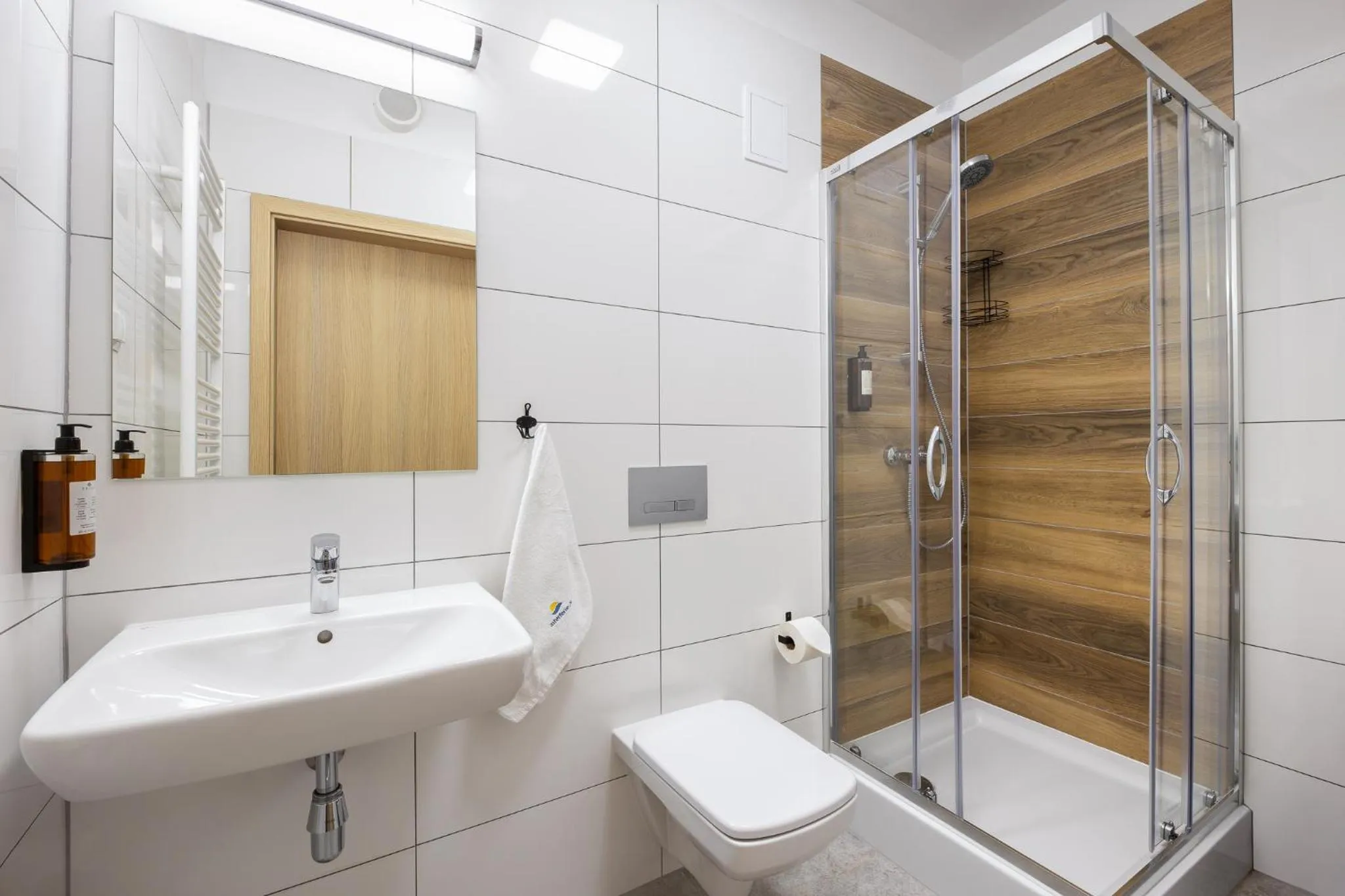 Bathroom in Interferie Dąbki SU Argentyt