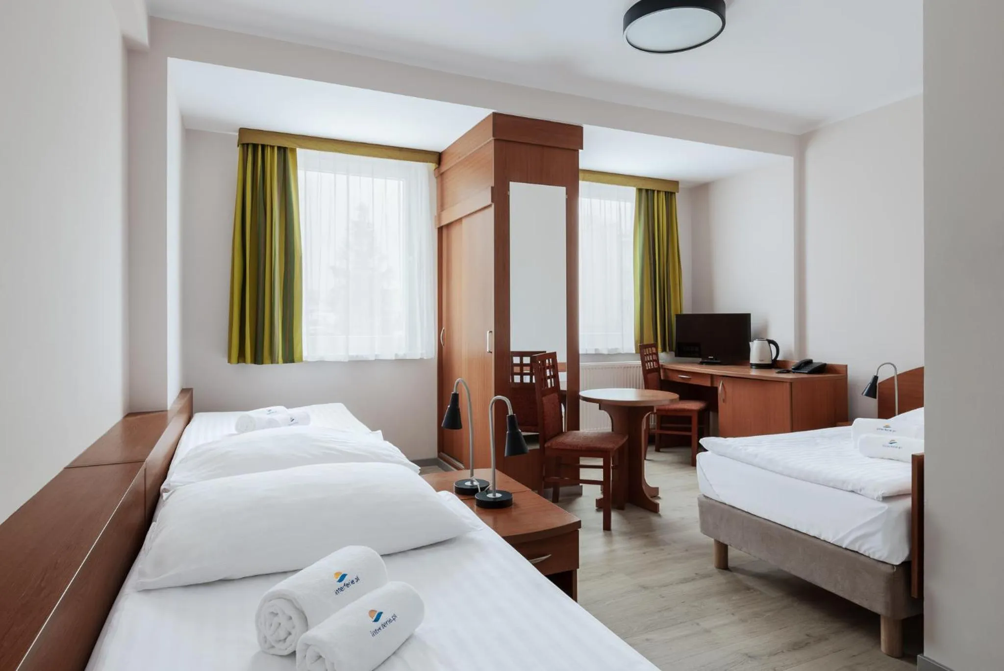 Property building, Bed in Interferie Dąbki SU Argentyt