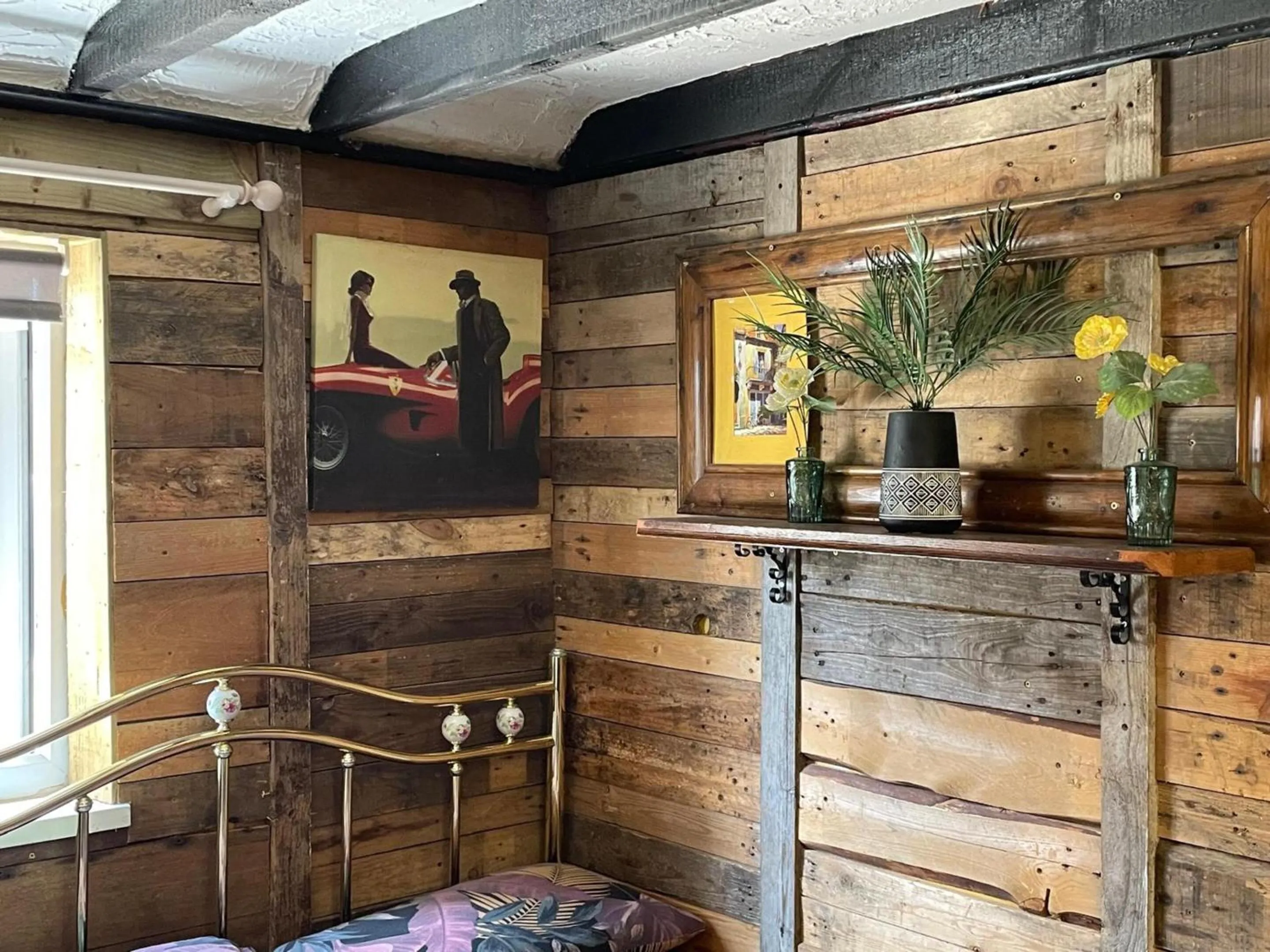 Decorative detail in OYO Yarm Cottages