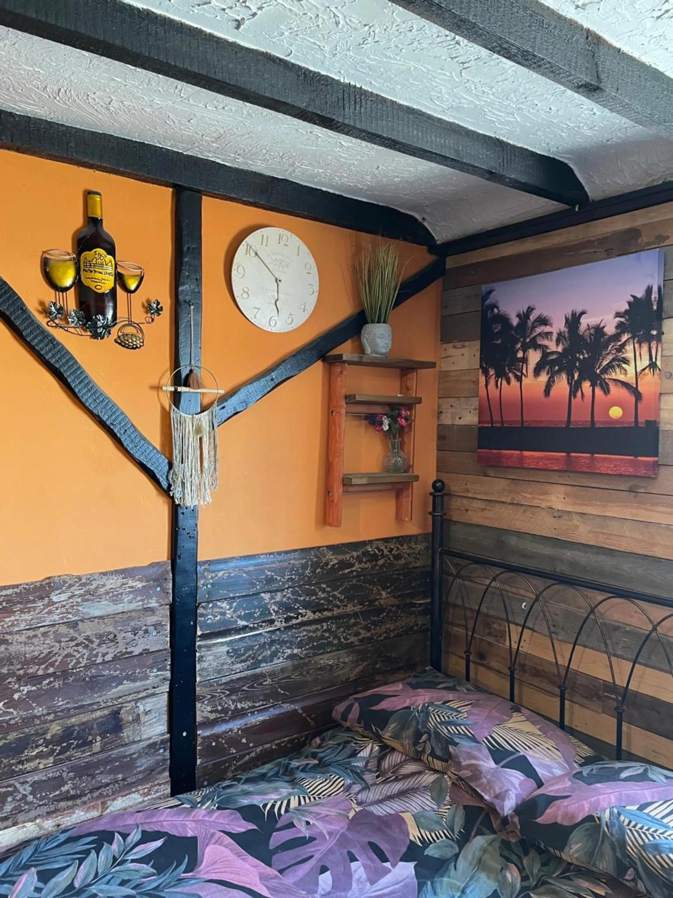 Bedroom in OYO Yarm Cottages