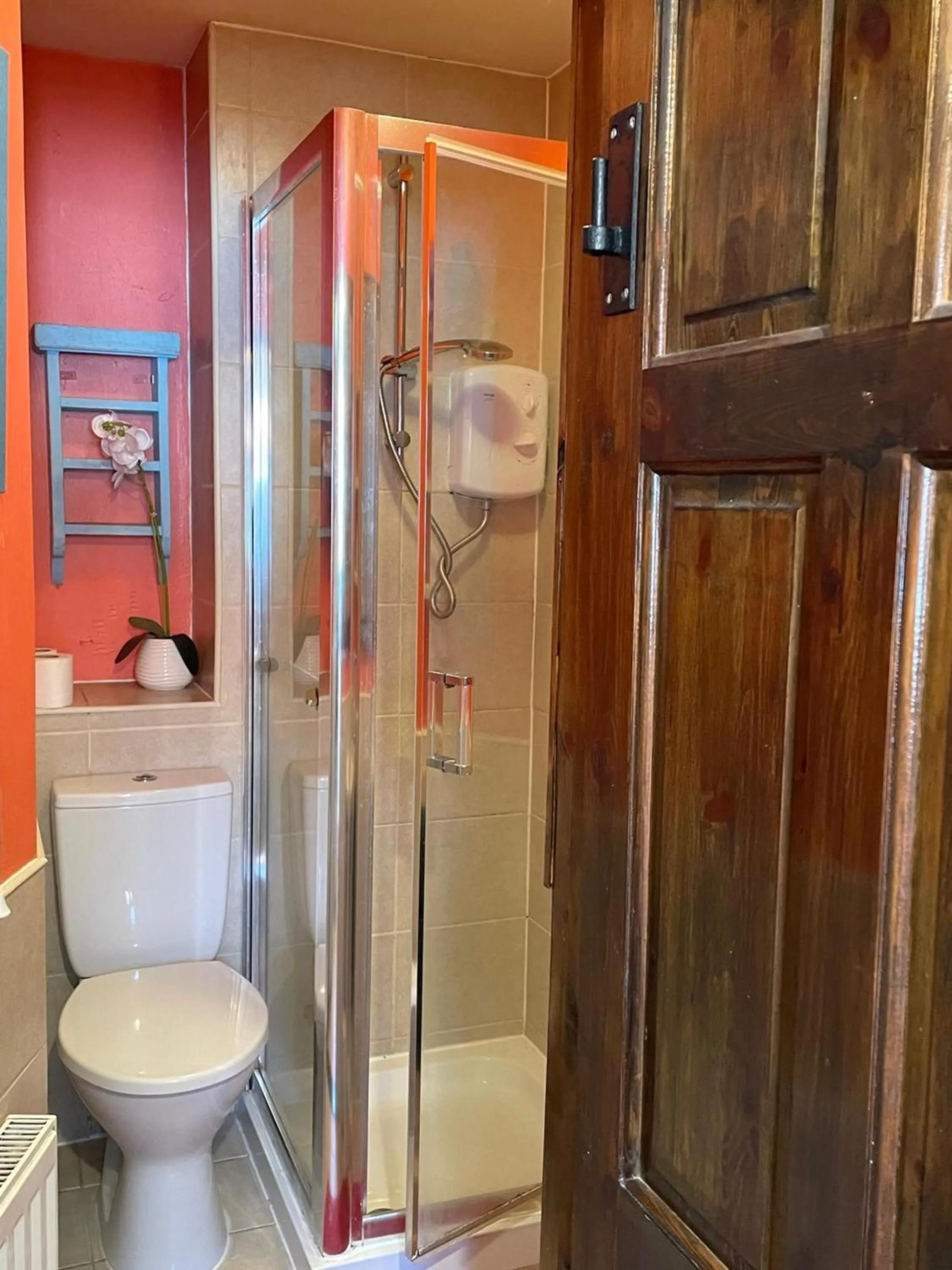 Bathroom in OYO Yarm Cottages