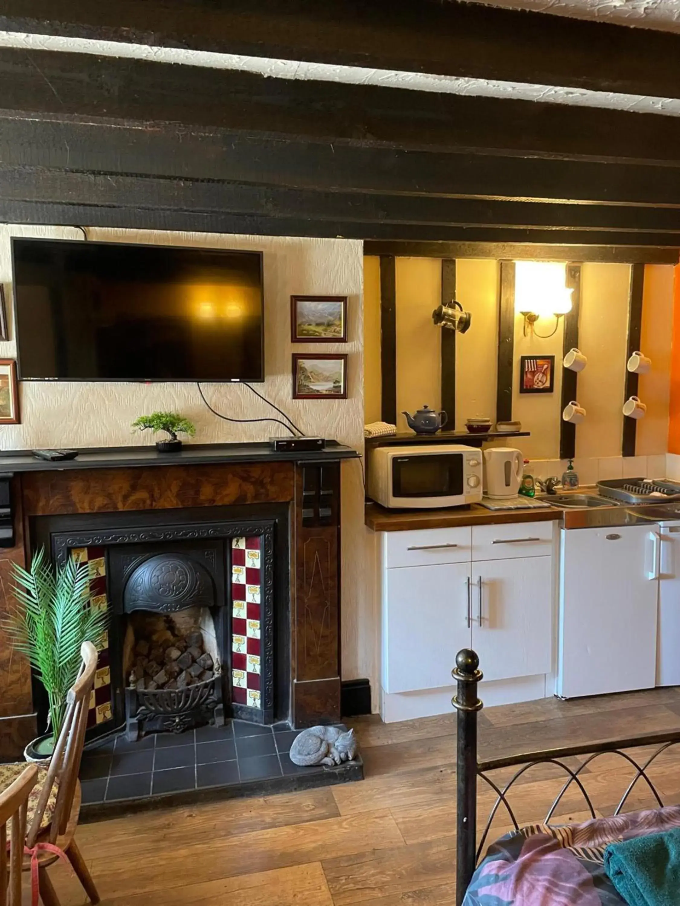 Standard Double Room in OYO Yarm Cottages Standard Double Room in OYO Yarm Cottages
