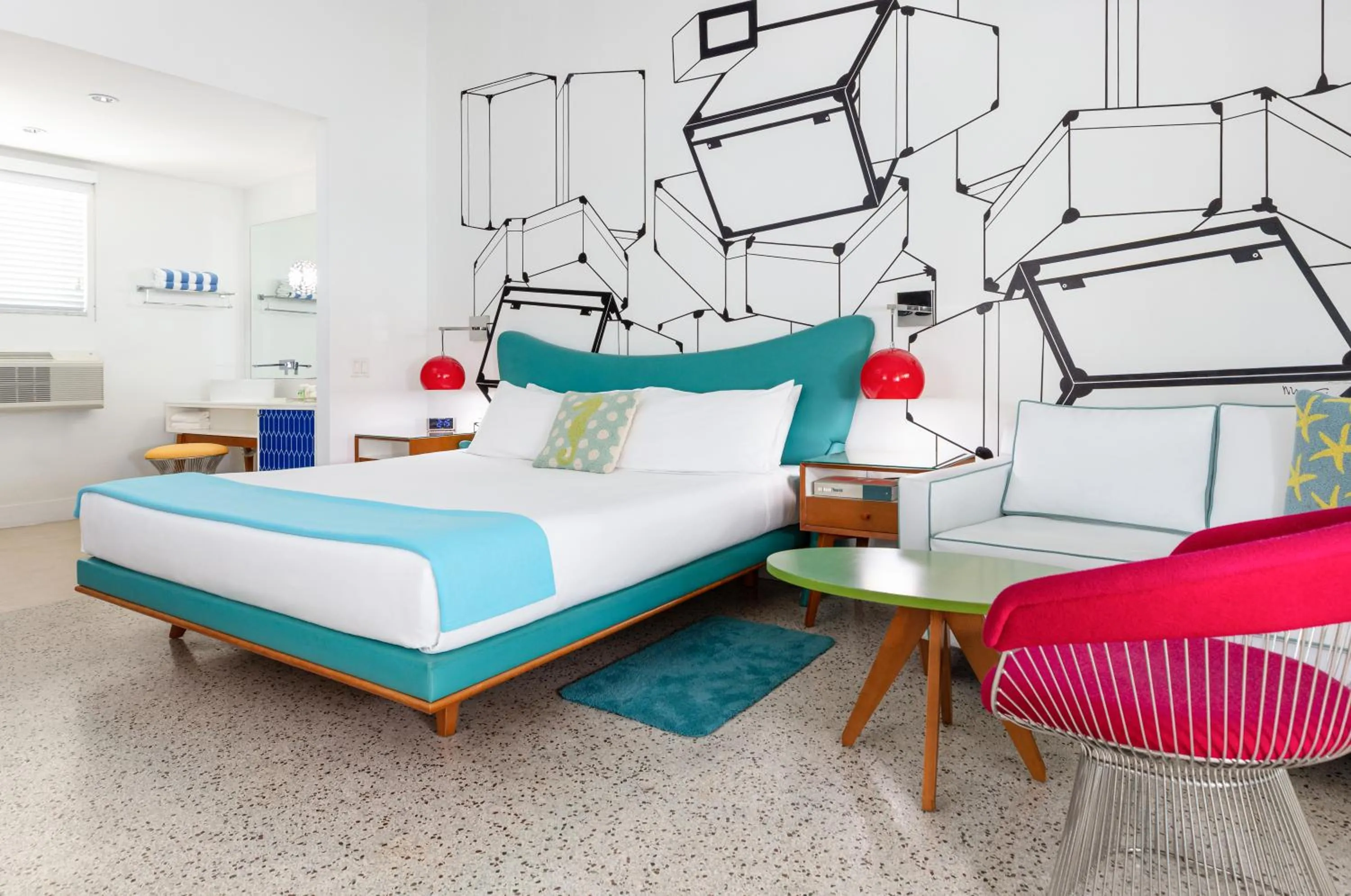 Bed in The Vagabond Hotel Miami