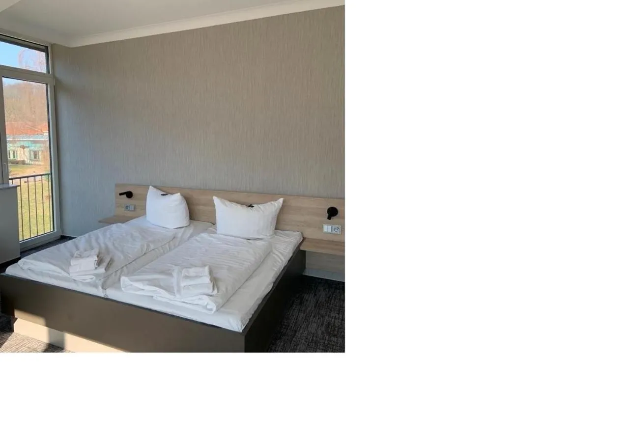 Bedroom, Bed in K6 Seminarhotel