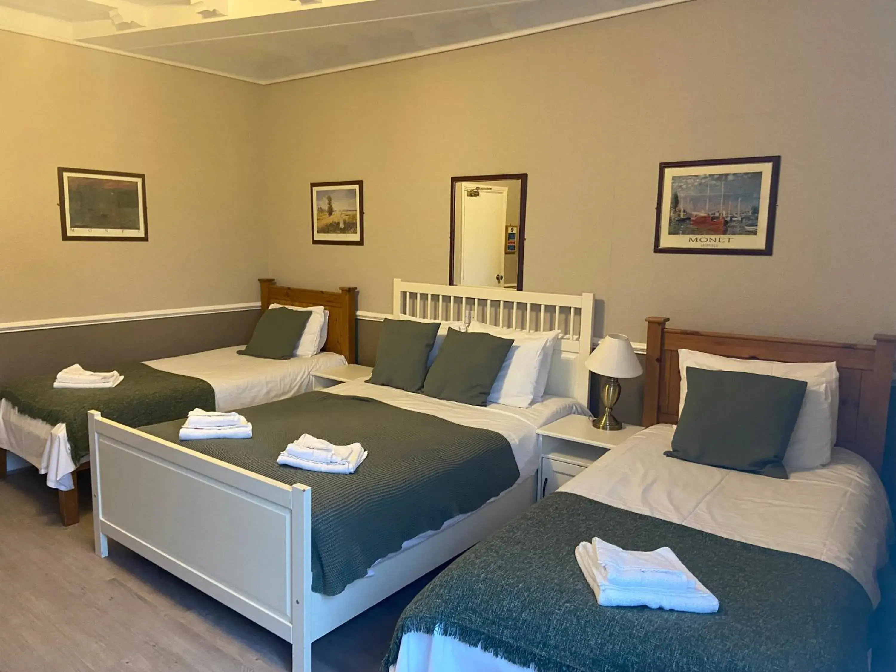 Bed in The Swan Inn Pub Bed in The Swan Inn Pub