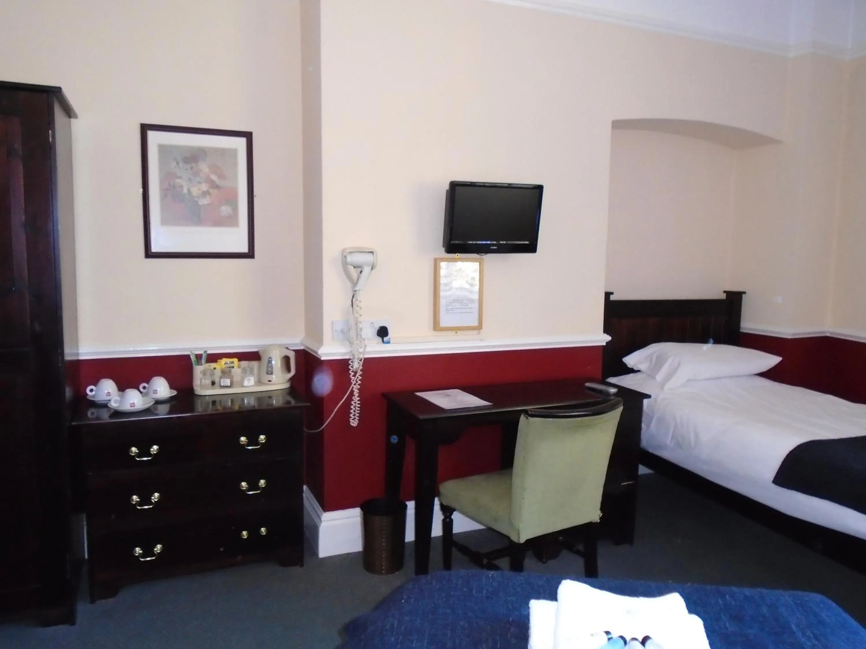 Bed in The Swan Inn Pub