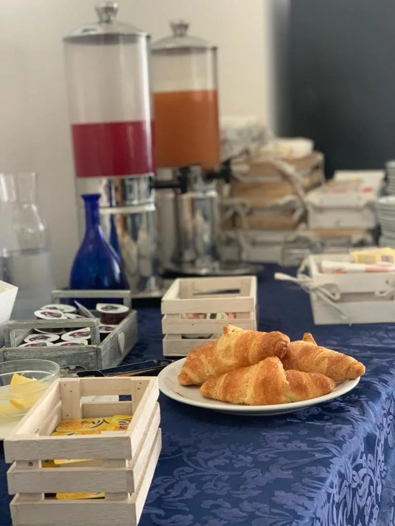 Buffet breakfast in Hotel Villa Isola