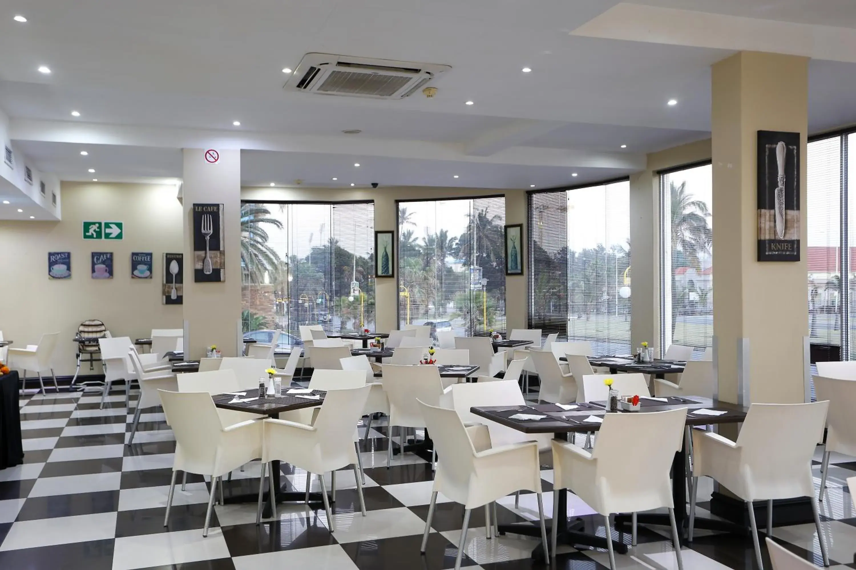 Restaurant/places to eat in Pavilion Hotel Durban Restaurant/places to eat in Pavilion Hotel Durban