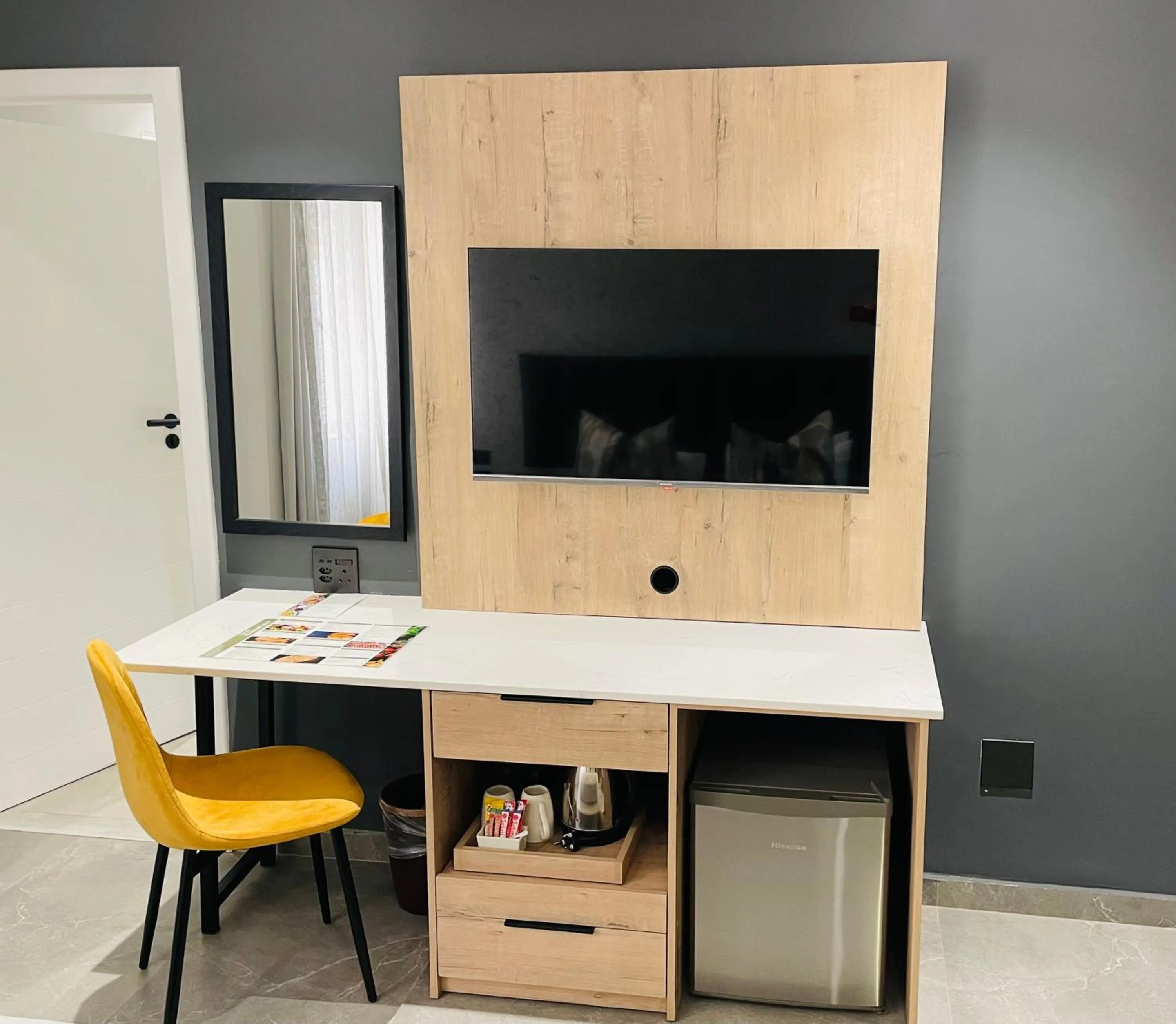 TV and multimedia in Pavilion Hotel Durban