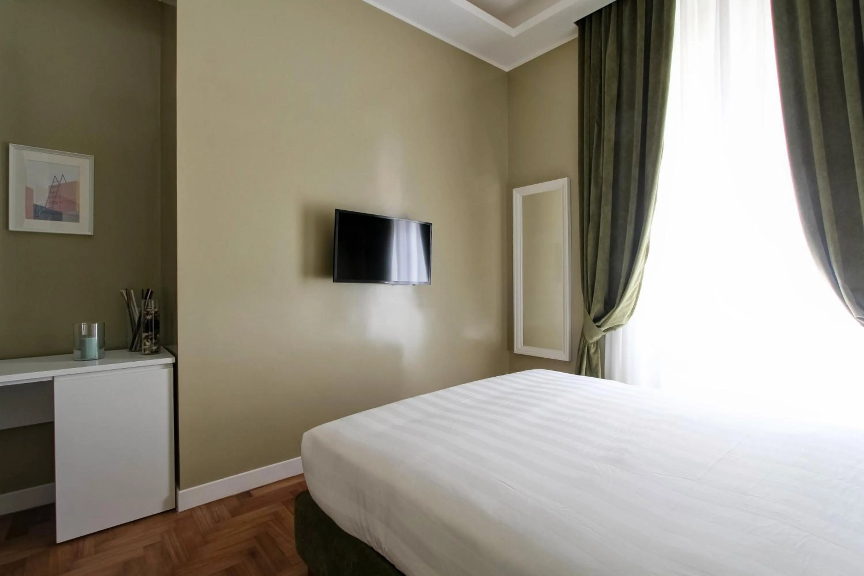 Bed in The river corner