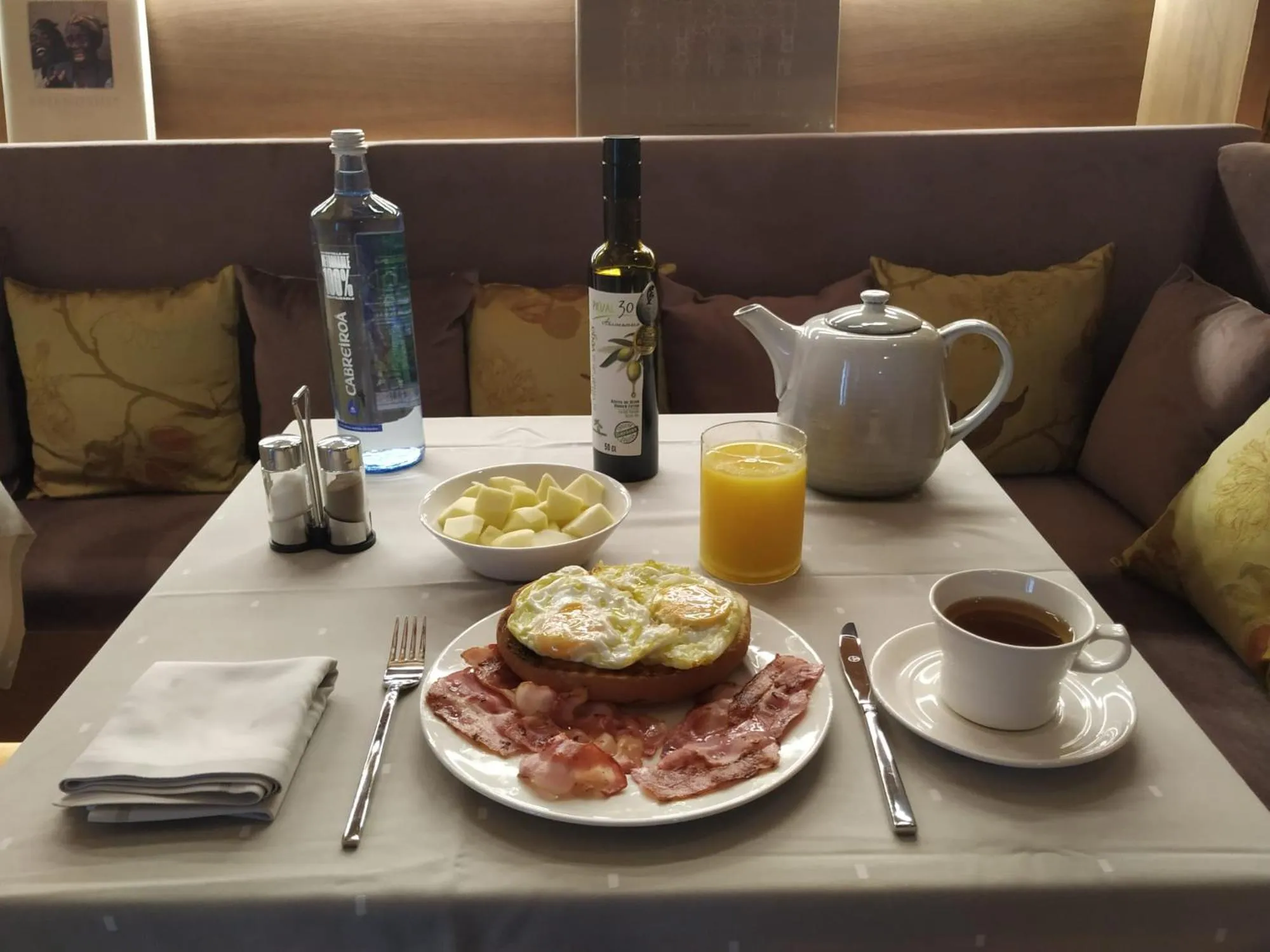 Breakfast in Casa del Cardenal