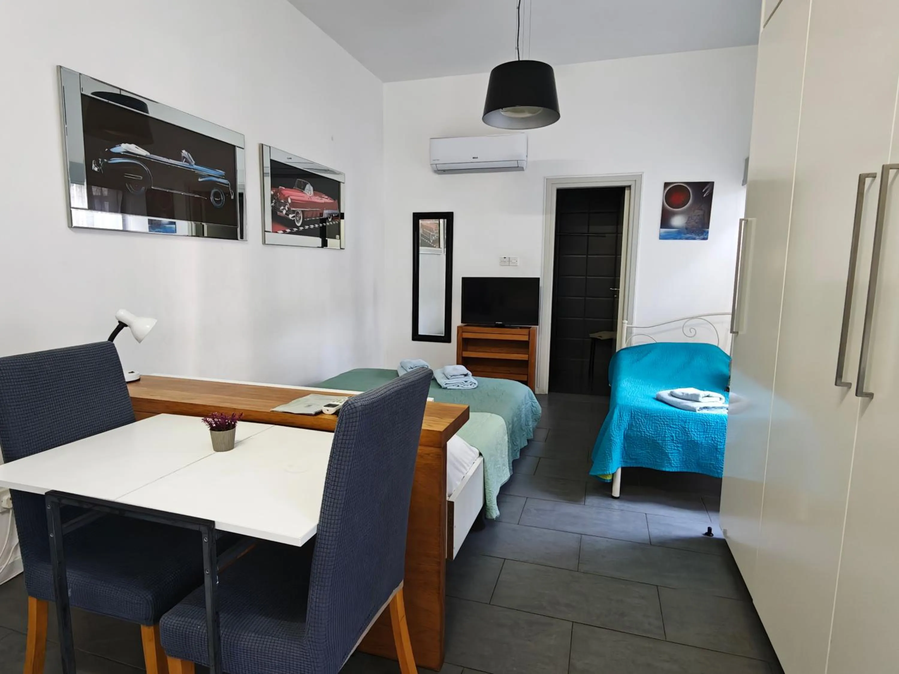 Bed in St. Lazaros Studios