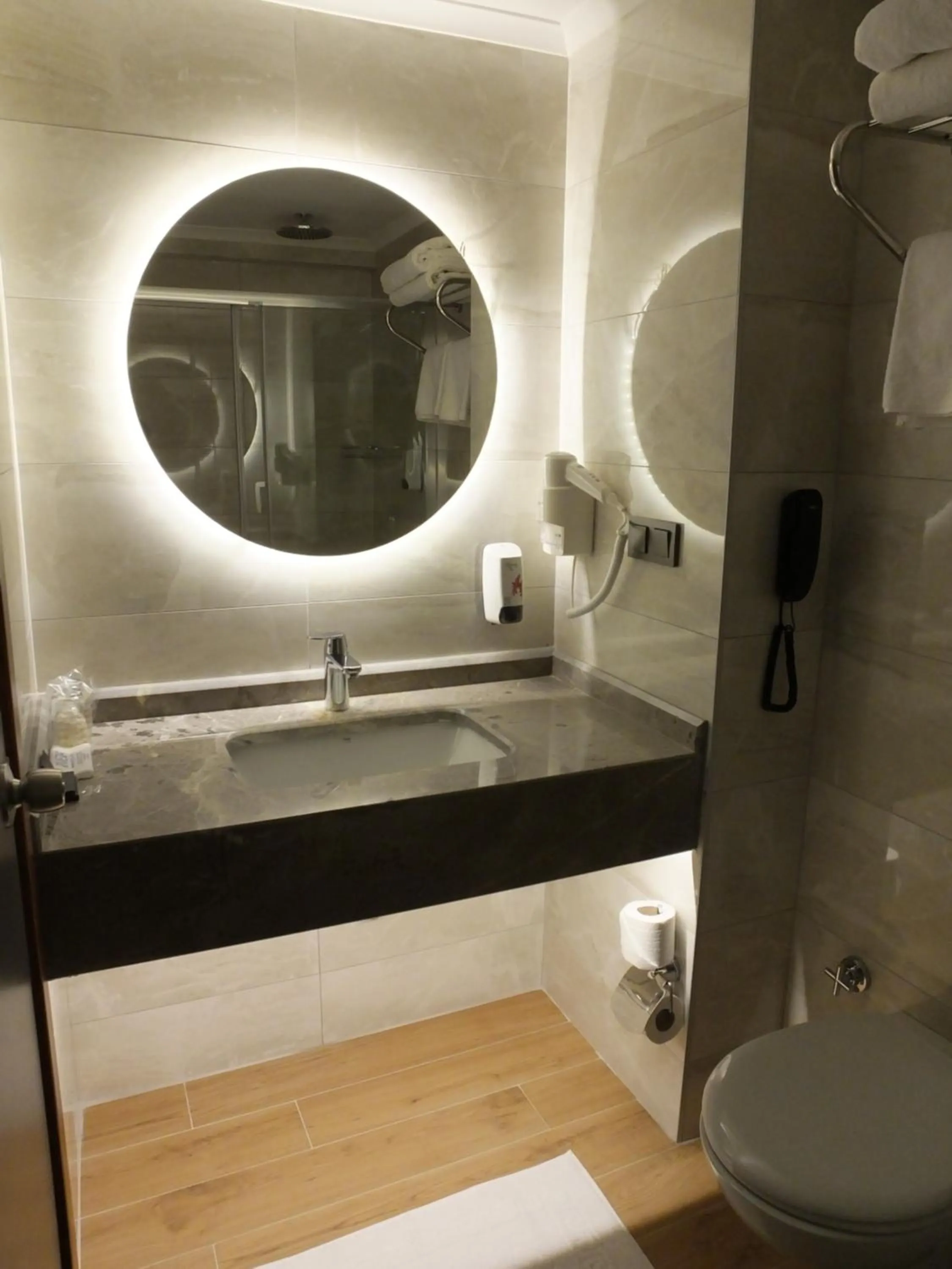 Toilet in Riviera Zen Hotel Adult Only