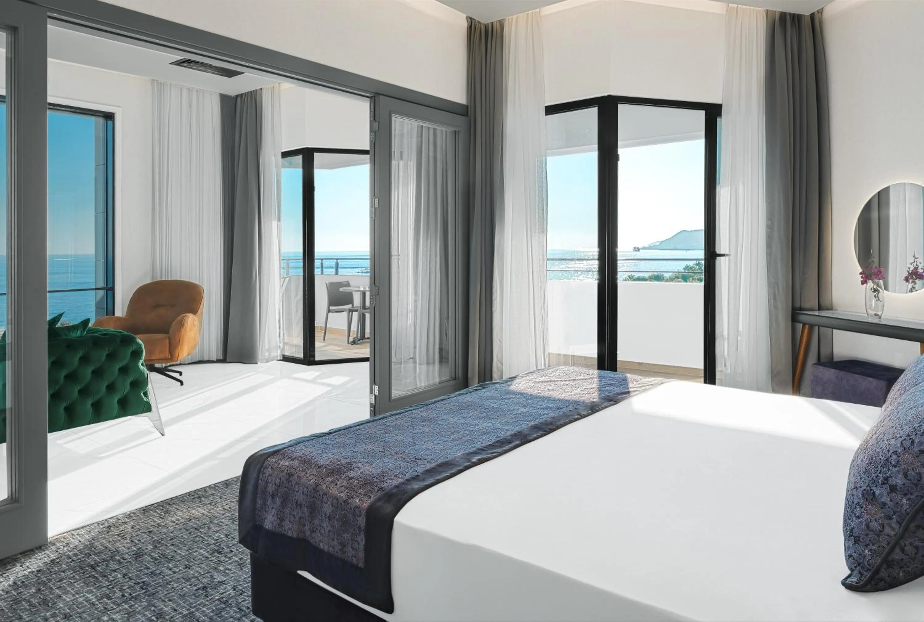 Bed in Riviera Zen Hotel Adult Only