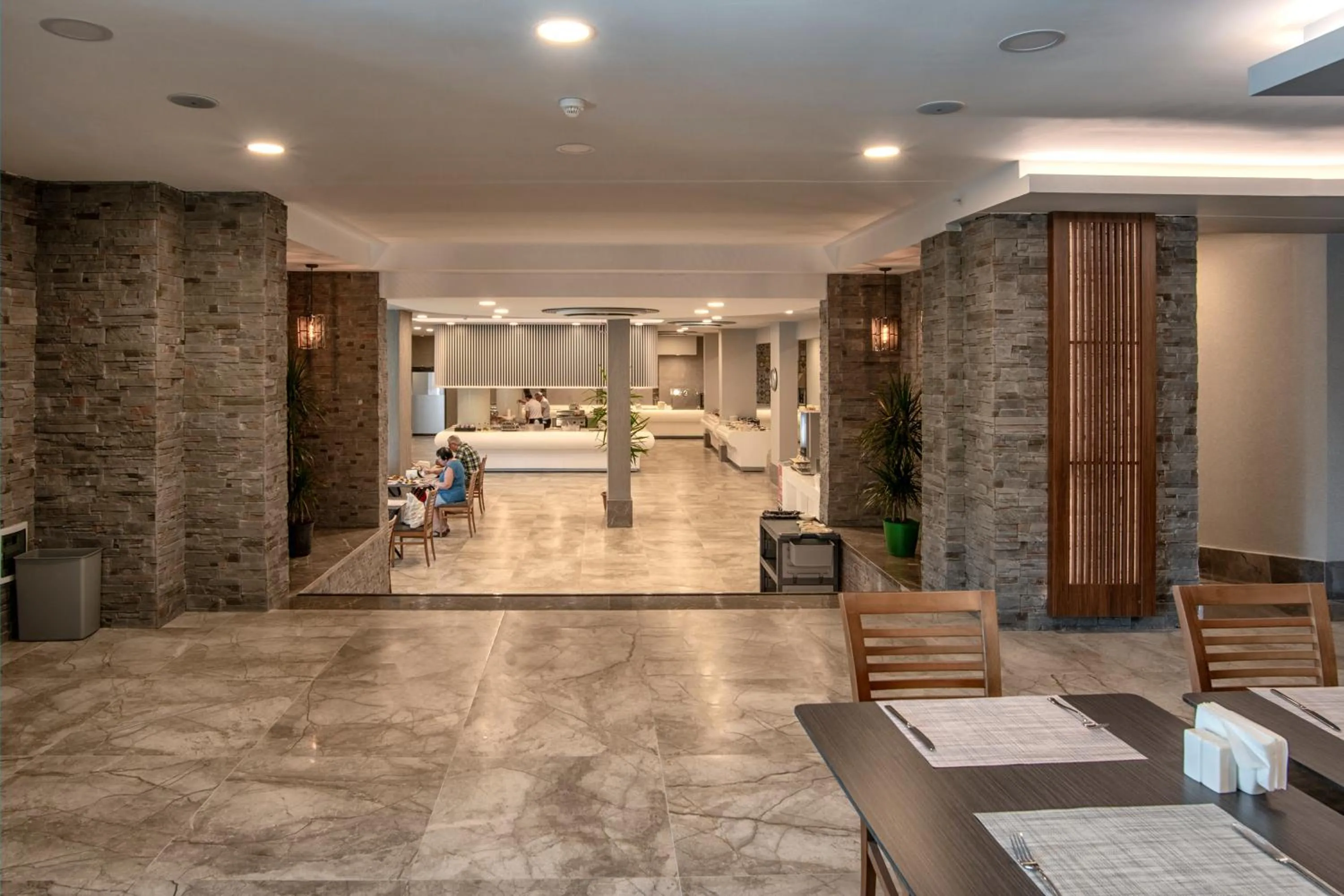 Restaurant/places to eat in Riviera Zen Hotel Adult Only