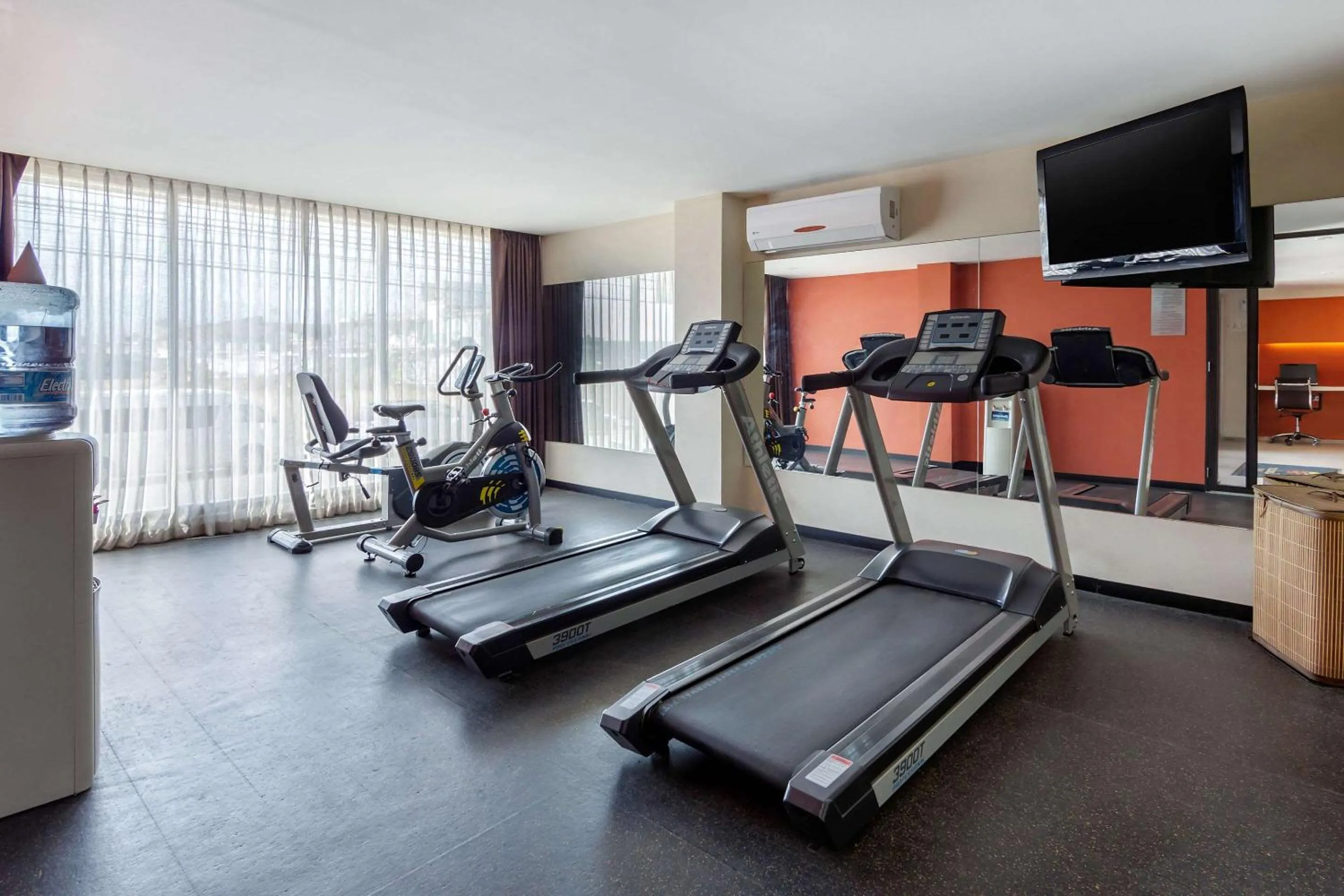 Fitness centre/facilities in Comfort Inn San Luis Potosi