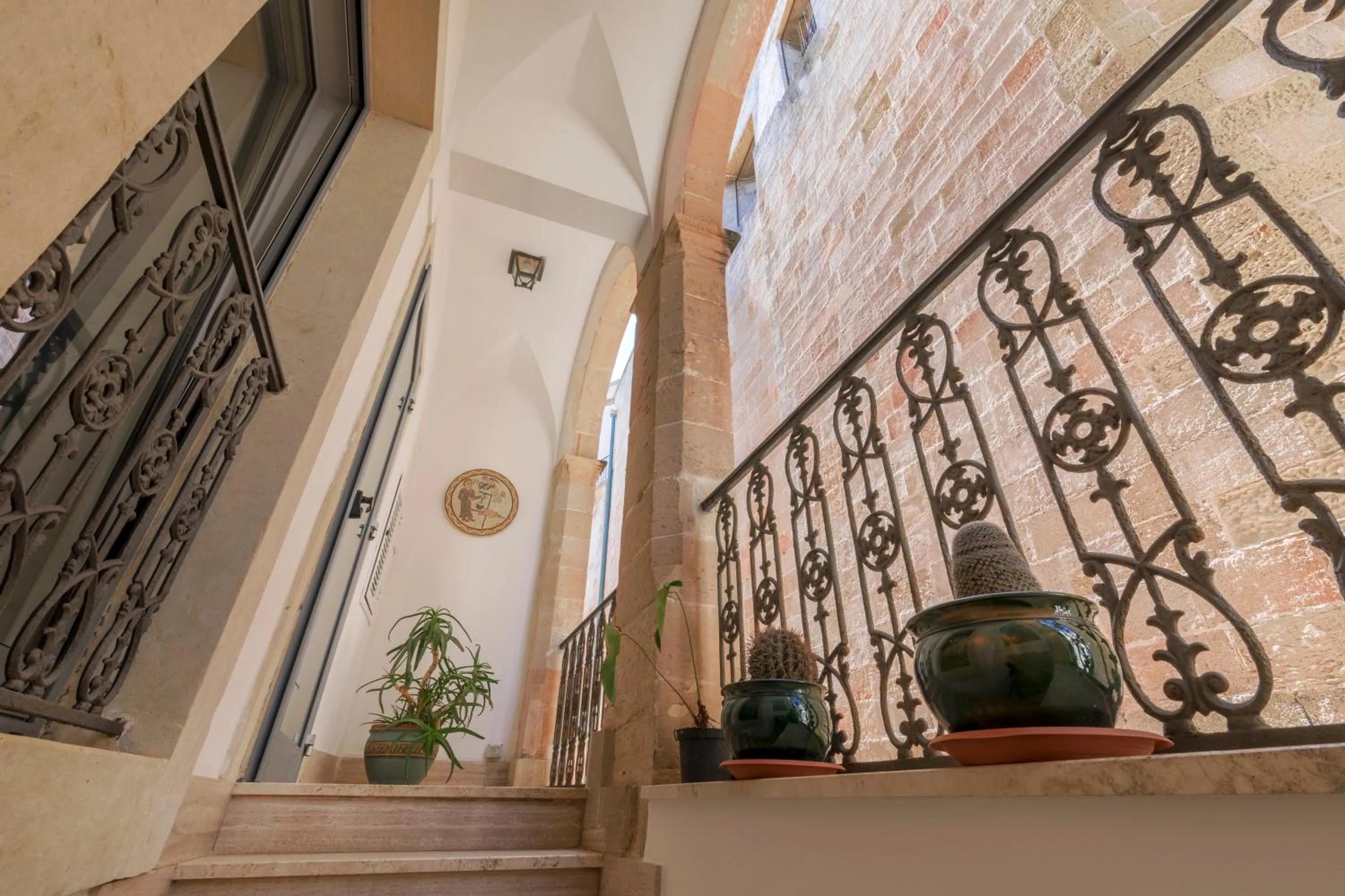 Property building in Hotel Palazzo Papaleo
