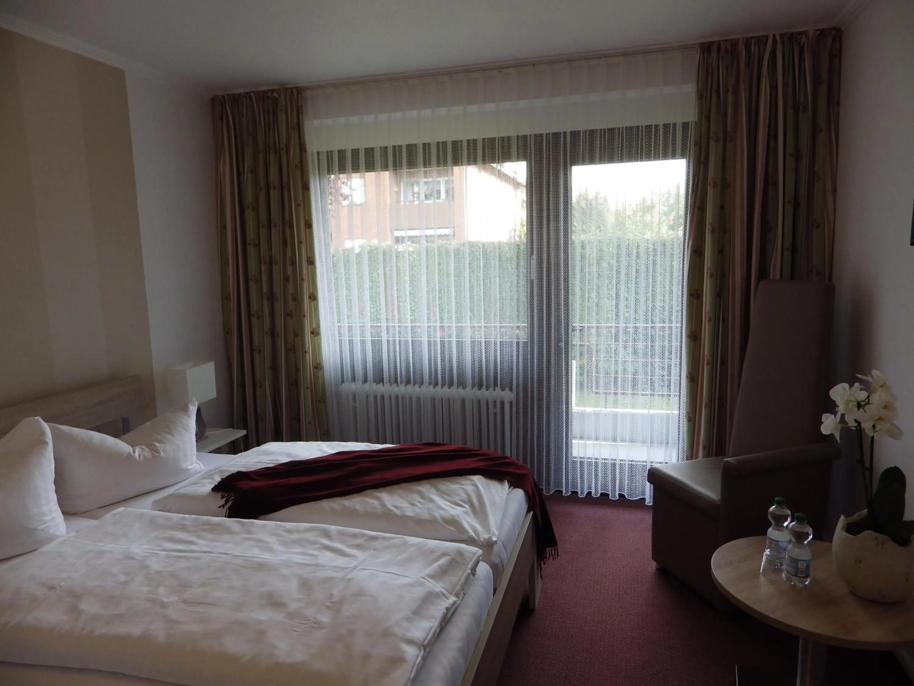 Photo of the whole room, Bed in Pension Haus Heitzig