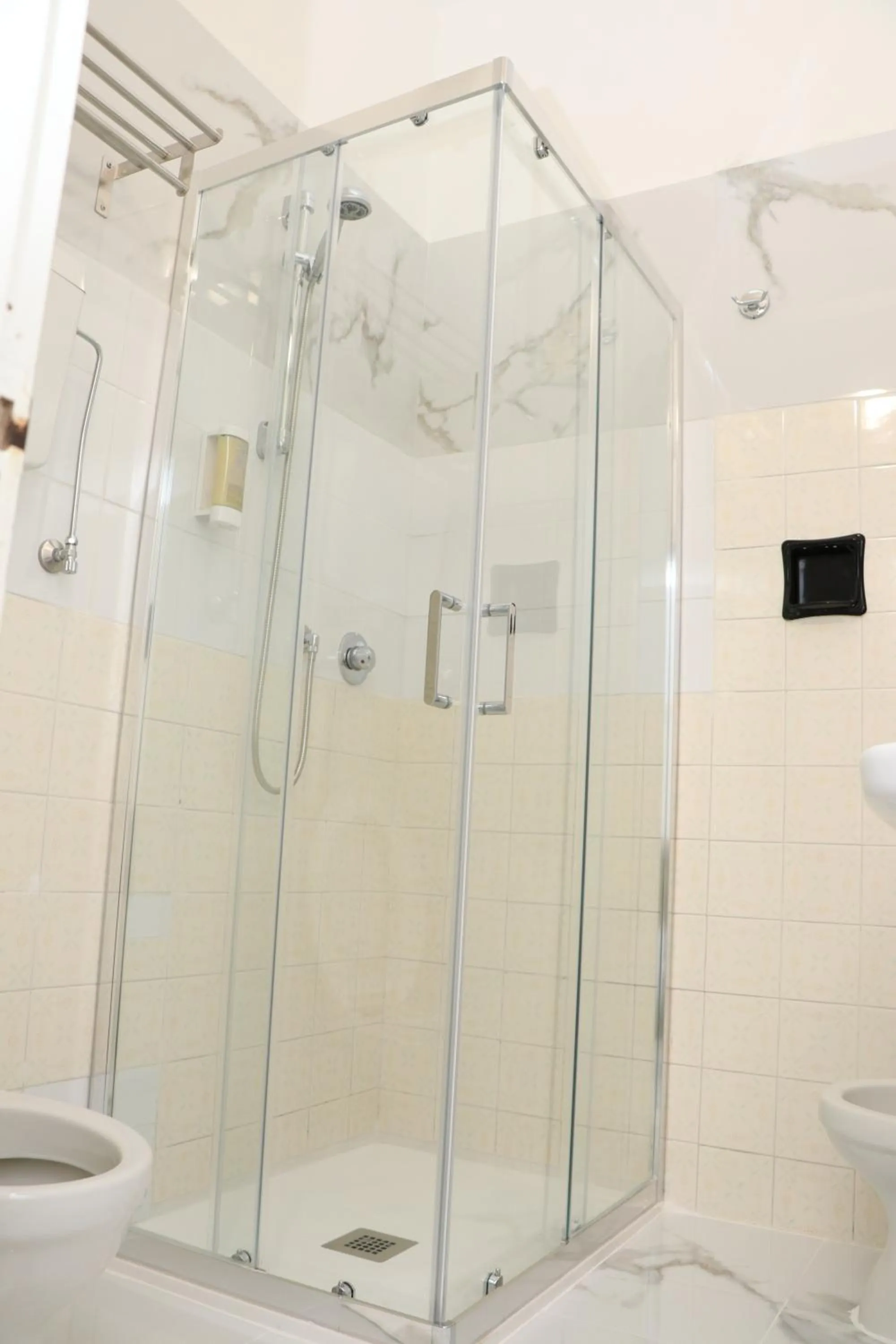 Bathroom in Hotel Edward