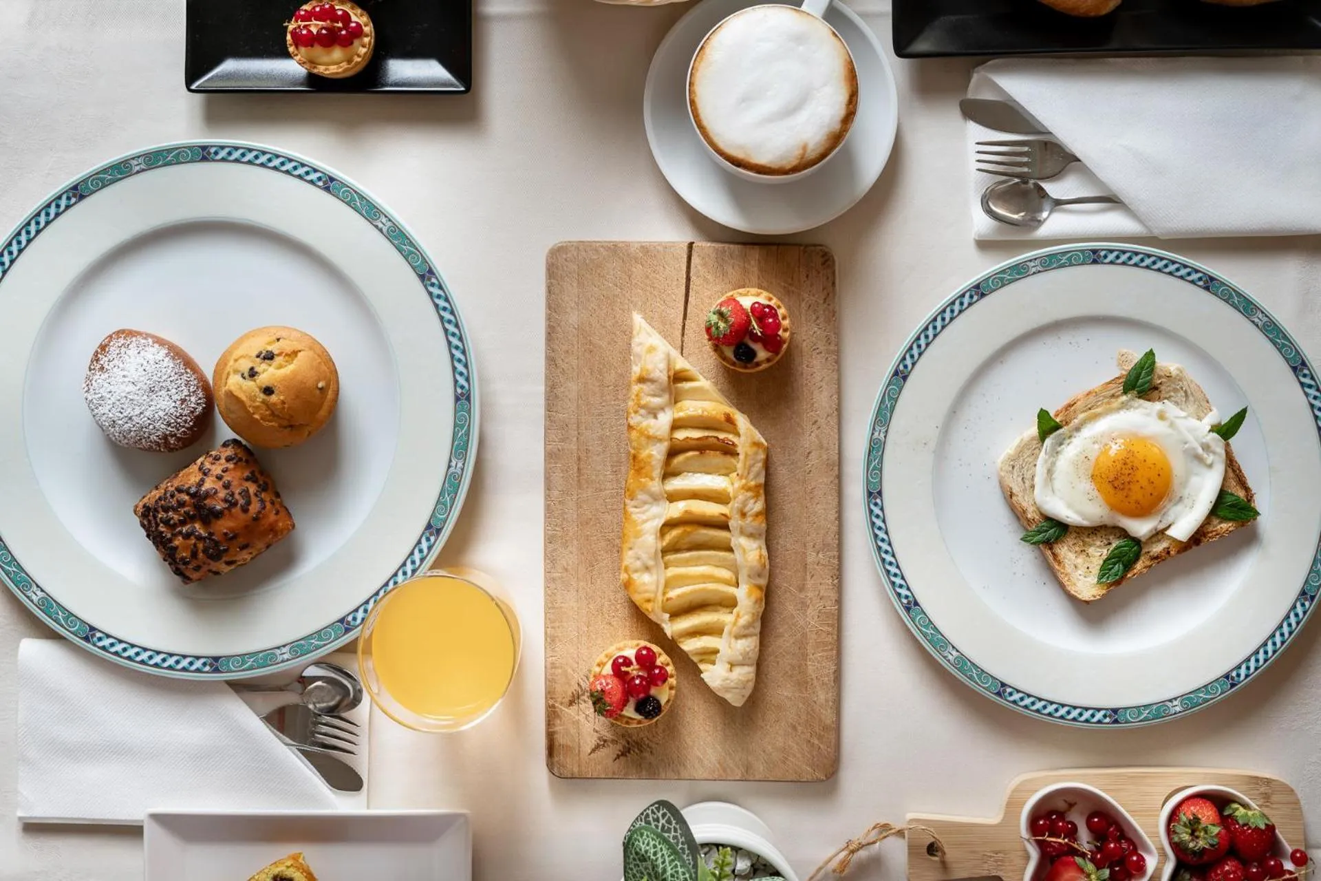 Breakfast in Hotel Lina