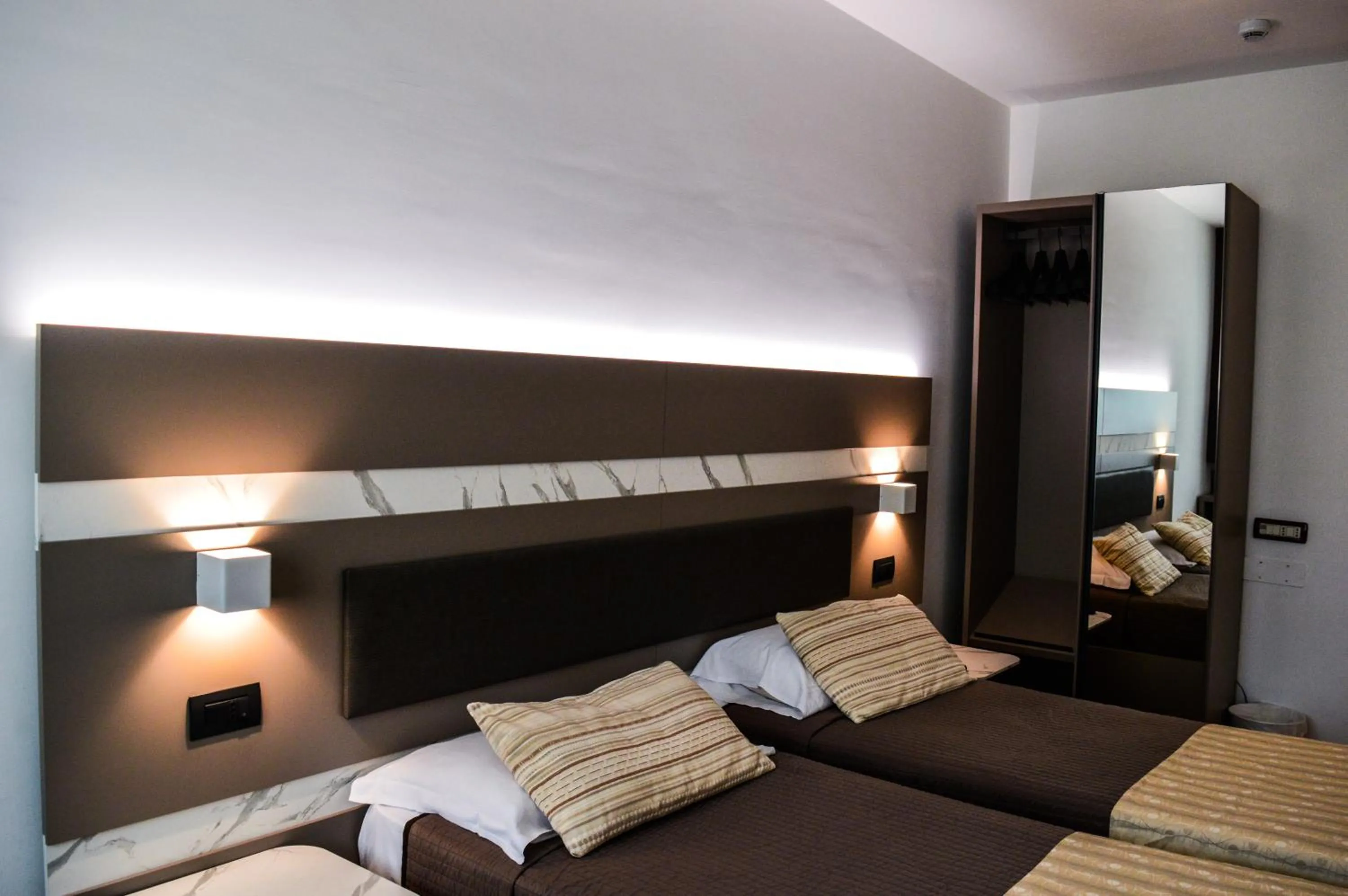 Bedroom, Bed in Mediterranea Hotel & Convention Center