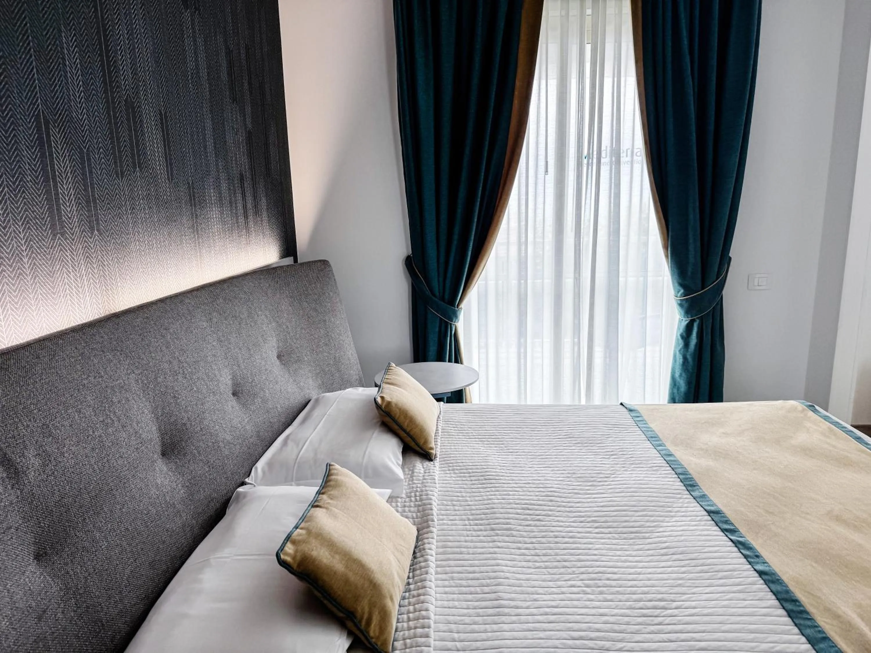 Bedroom, Bed in Mediterranea Hotel & Convention Center