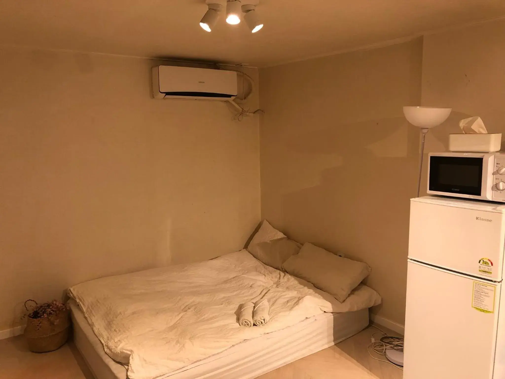 Bed in Rich House Dongdaemun Bed in Rich House Dongdaemun